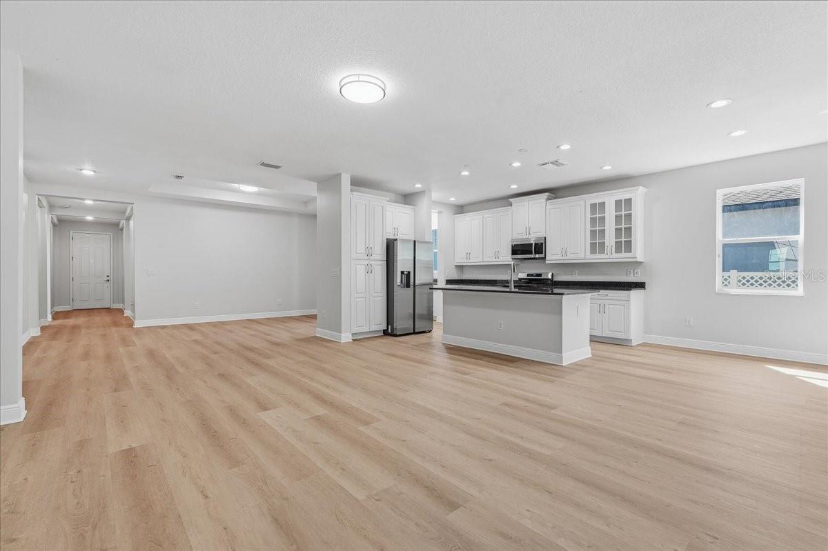 5118 COASTAL SCENE DRIVE