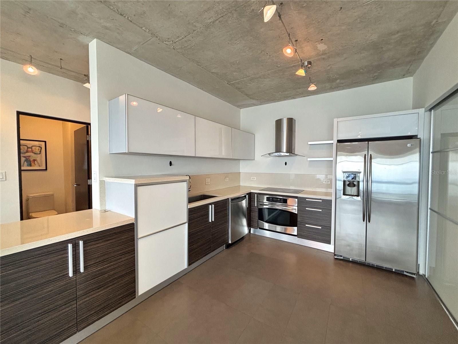 ATLANTIS CONDOMINIUM - Residential Lease