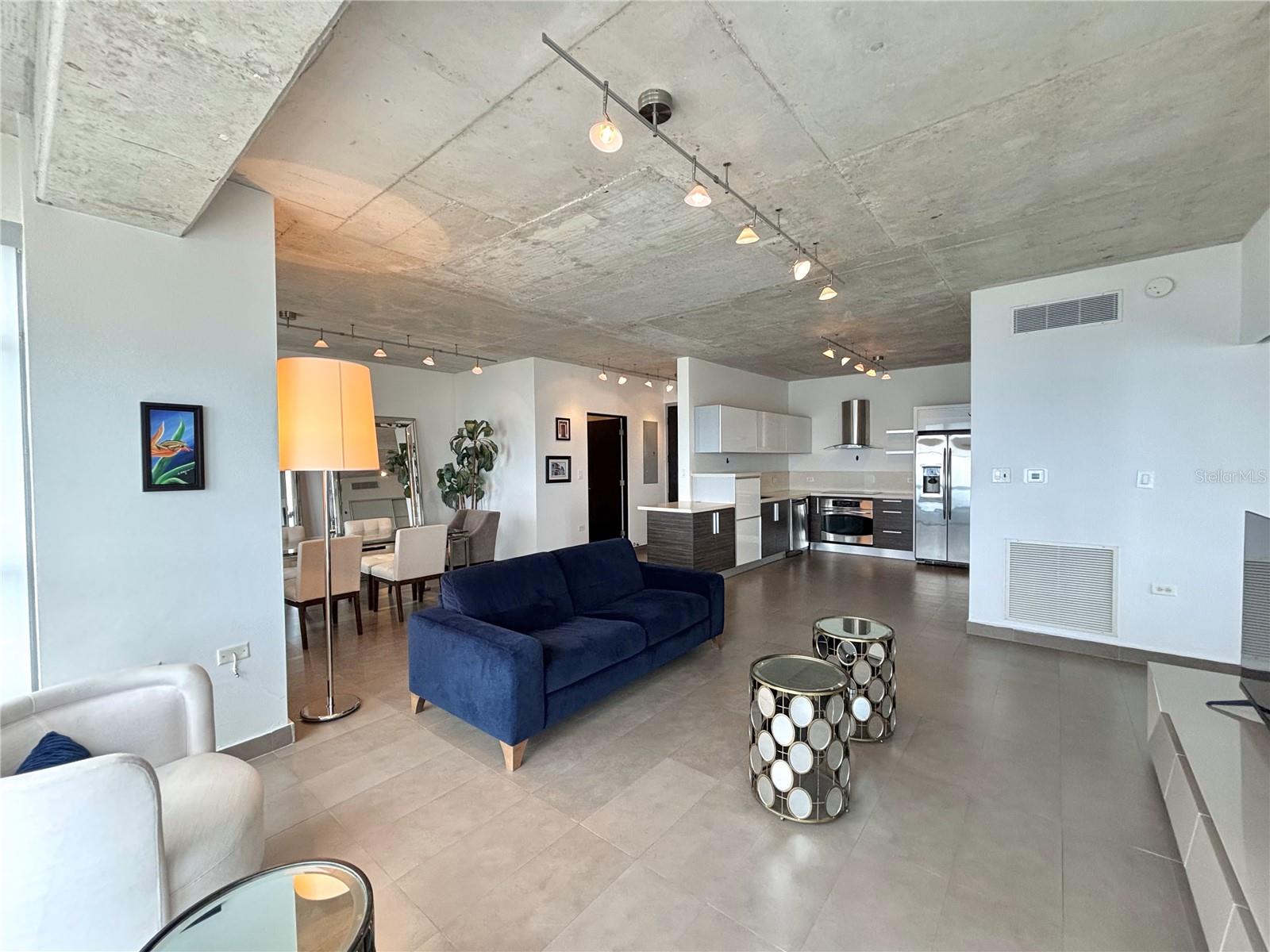 ATLANTIS CONDOMINIUM - Residential Lease