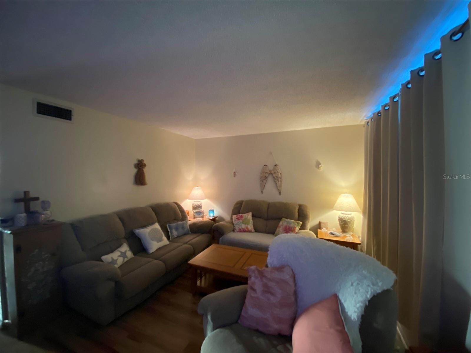 4880 LOCUST STREET NE 323