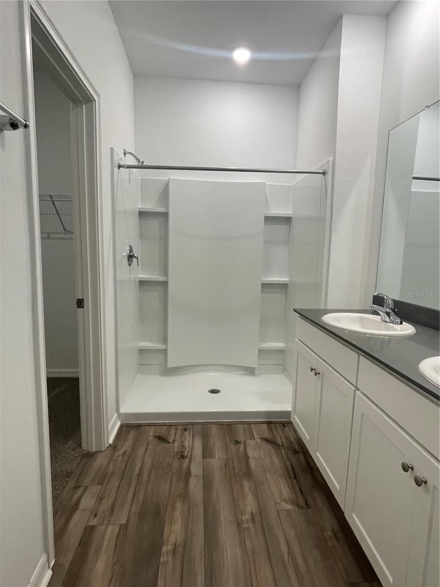 LANIER ACRES - Residential