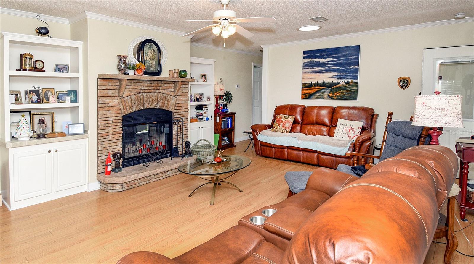 LAKE YALE ESTATES - Residential