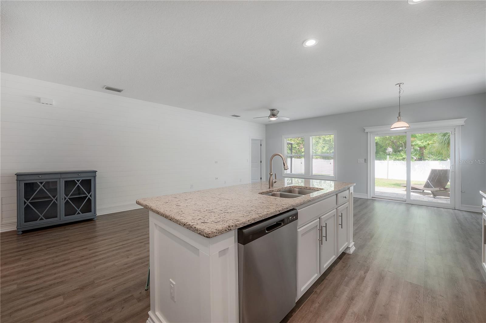 HAGLE SUB - Residential Lease