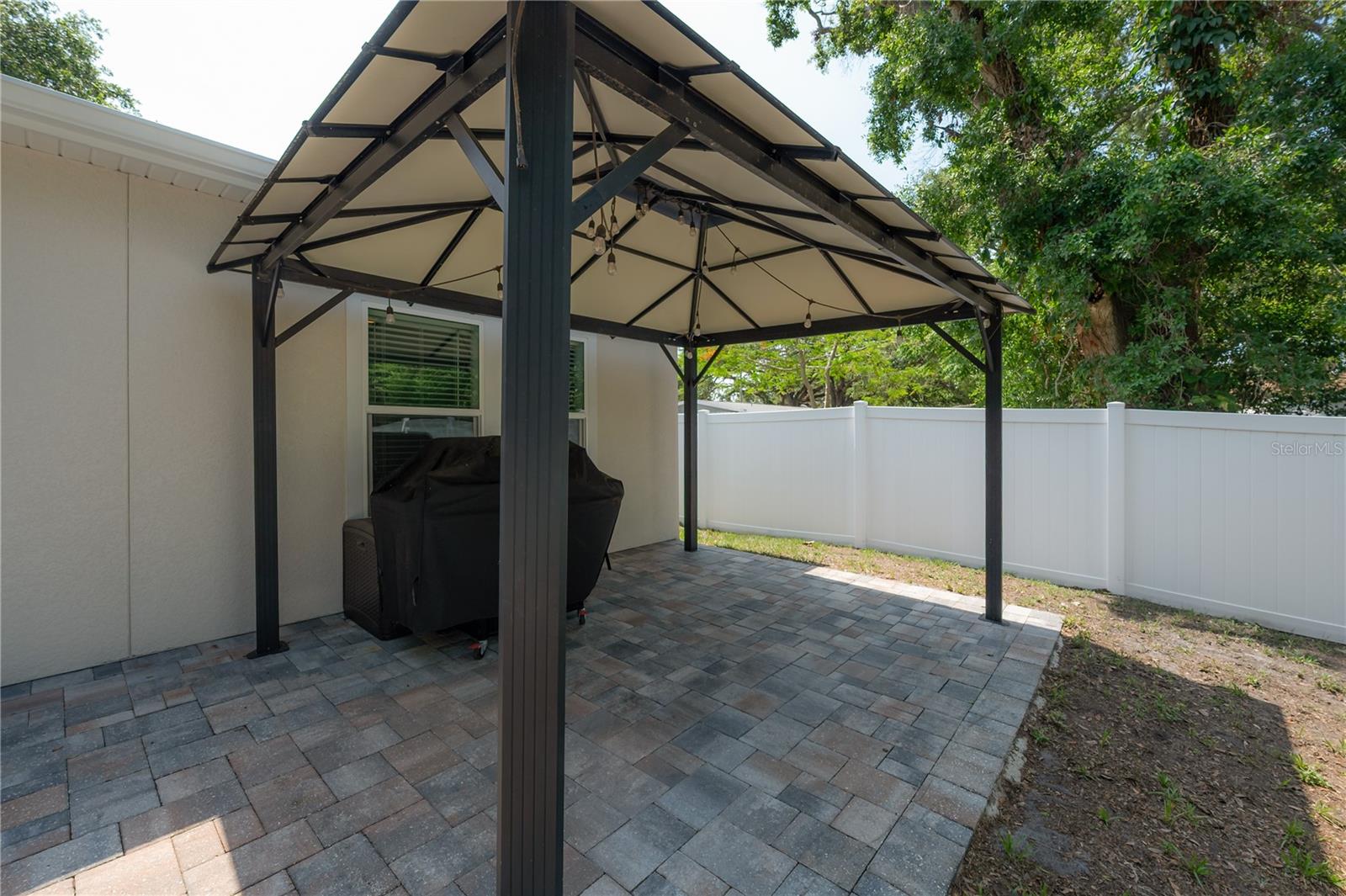 HAGLE SUB - Residential Lease