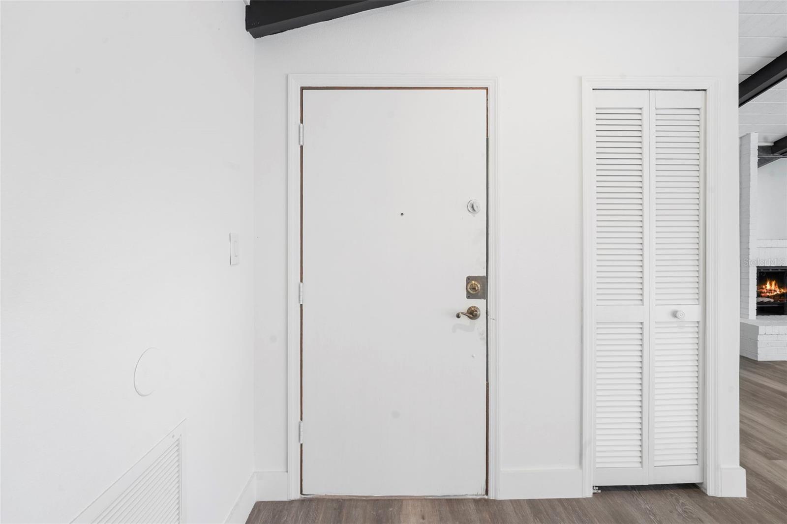 ISLAND CLUB AT ROSEMONT CONDO - Residential