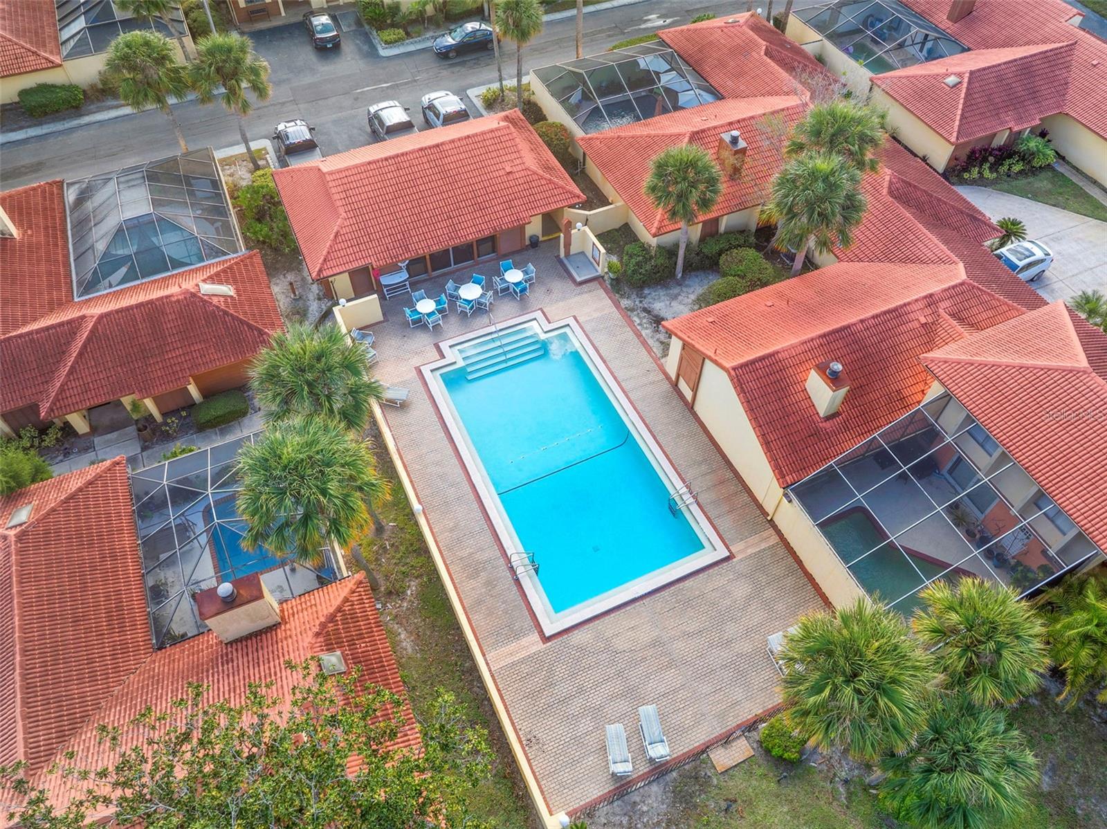 ISLAND CLUB AT ROSEMONT CONDO - Residential