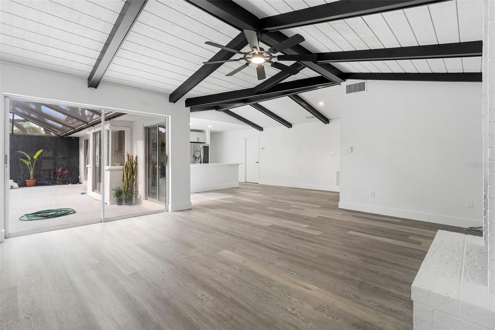 ISLAND CLUB AT ROSEMONT CONDO - Residential