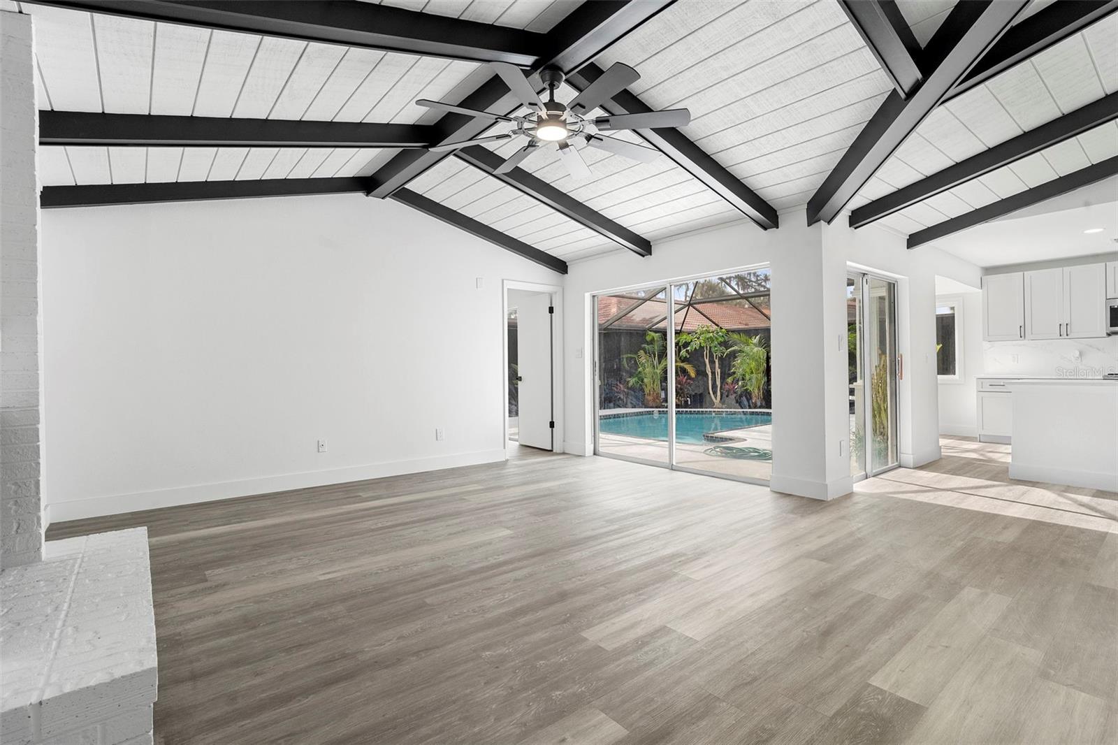 ISLAND CLUB AT ROSEMONT CONDO - Residential