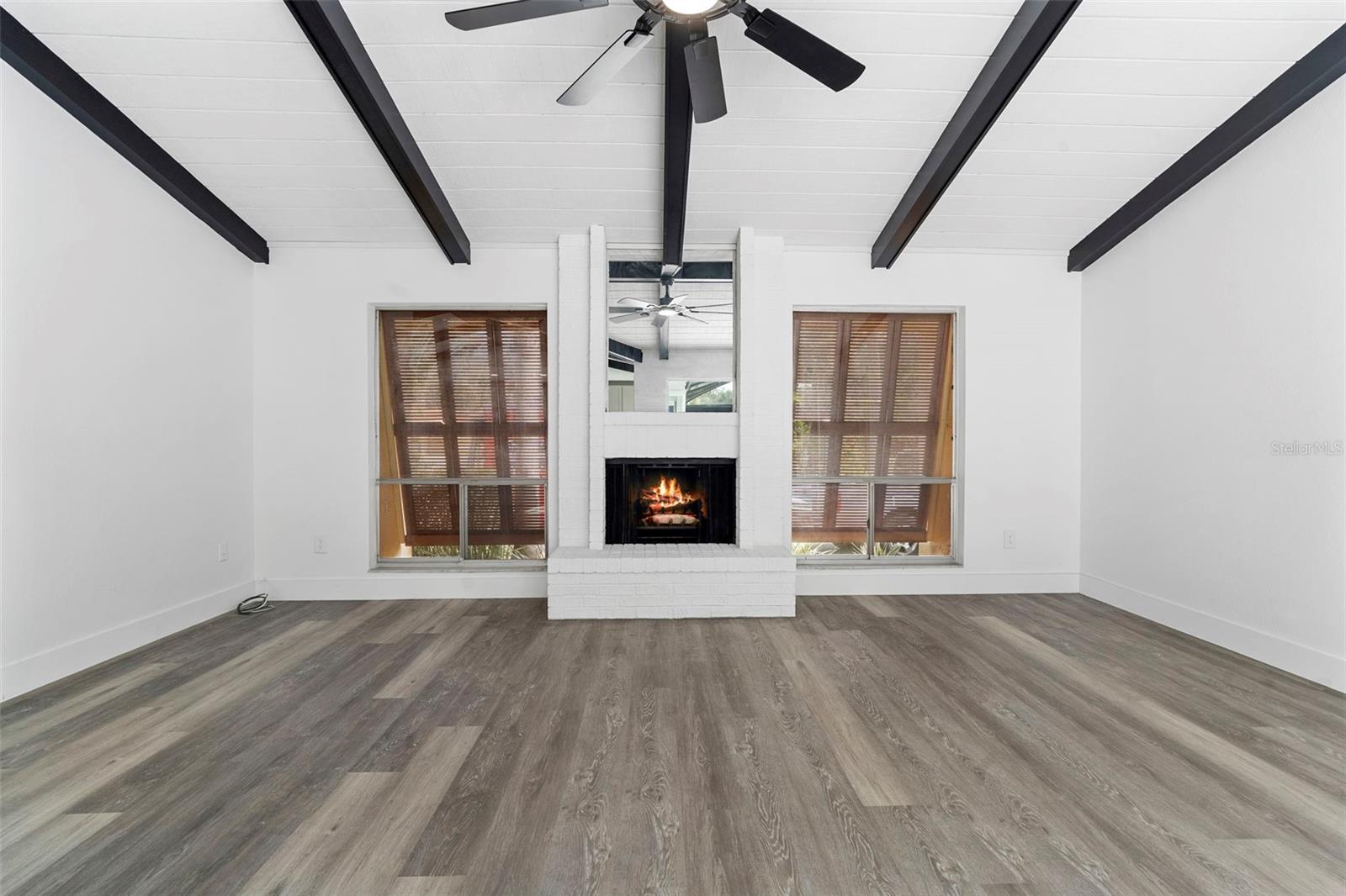 ISLAND CLUB AT ROSEMONT CONDO - Residential