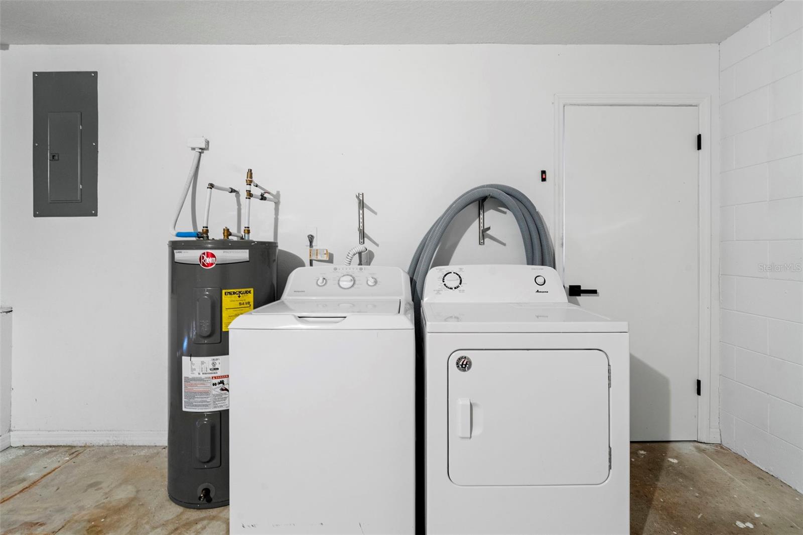 ISLAND CLUB AT ROSEMONT CONDO - Residential