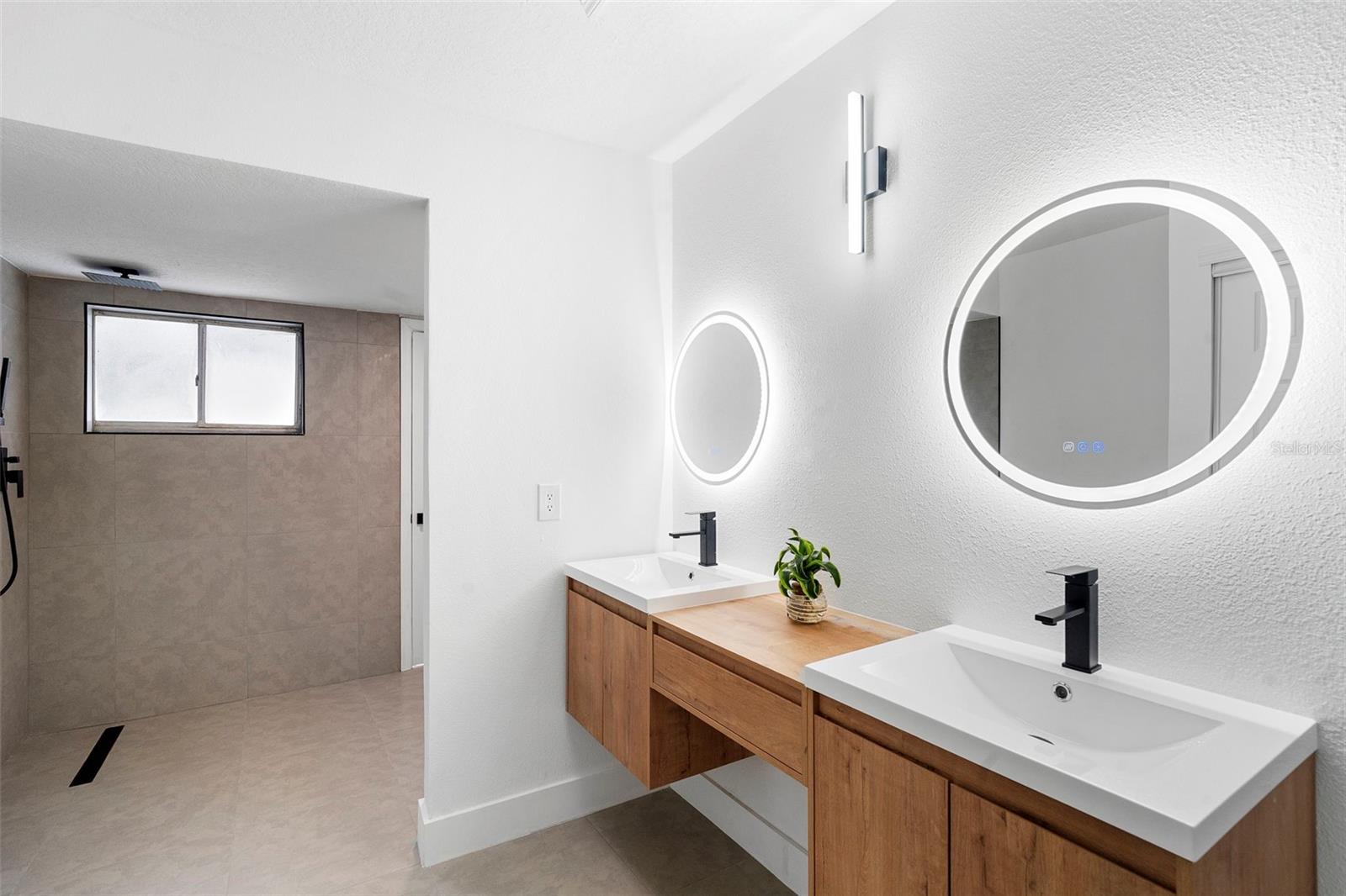 ISLAND CLUB AT ROSEMONT CONDO - Residential