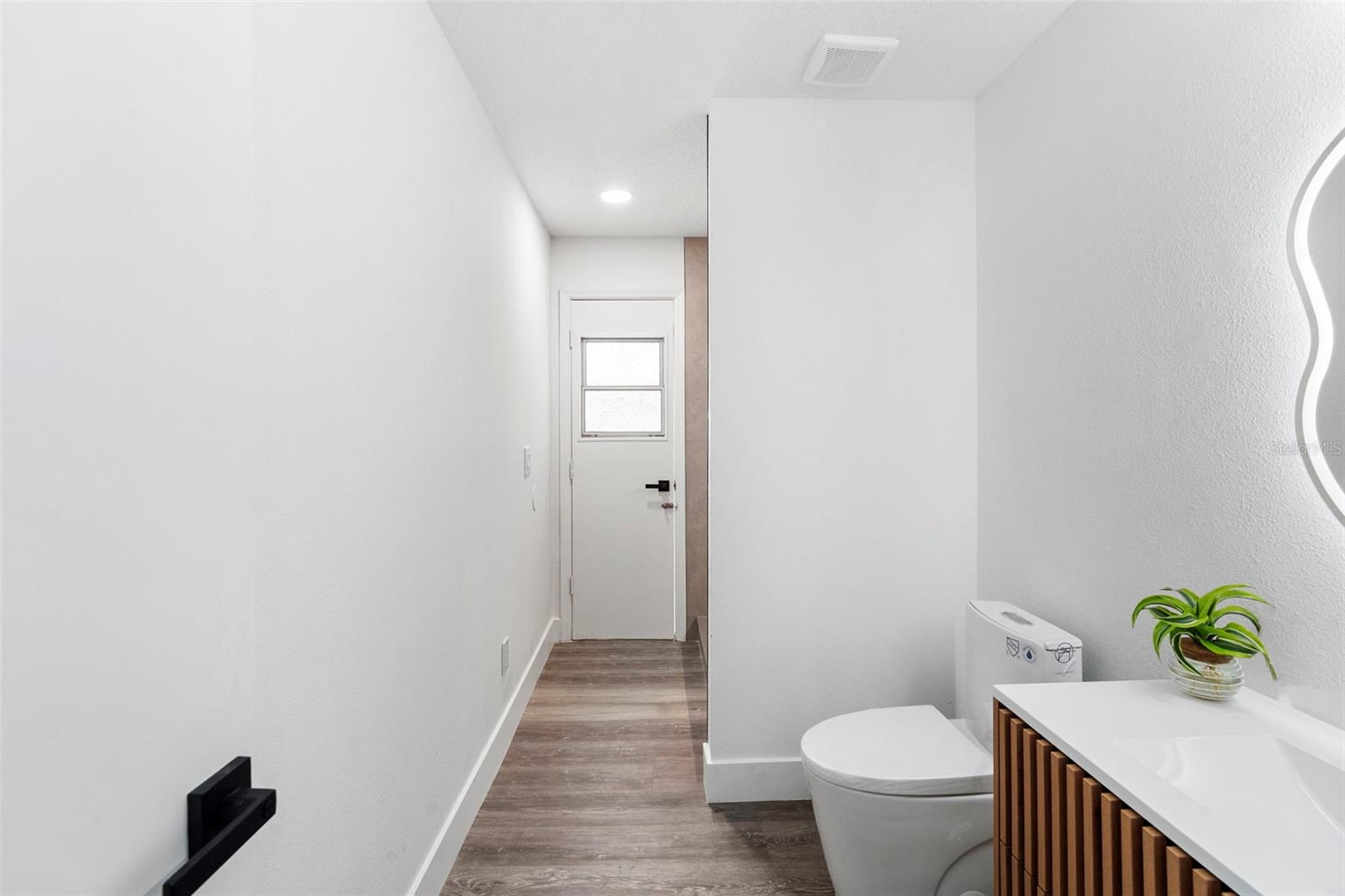 ISLAND CLUB AT ROSEMONT CONDO - Residential