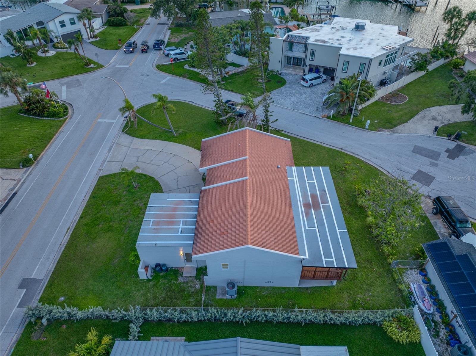 BAHIA SHORES 4TH ADD - Residential