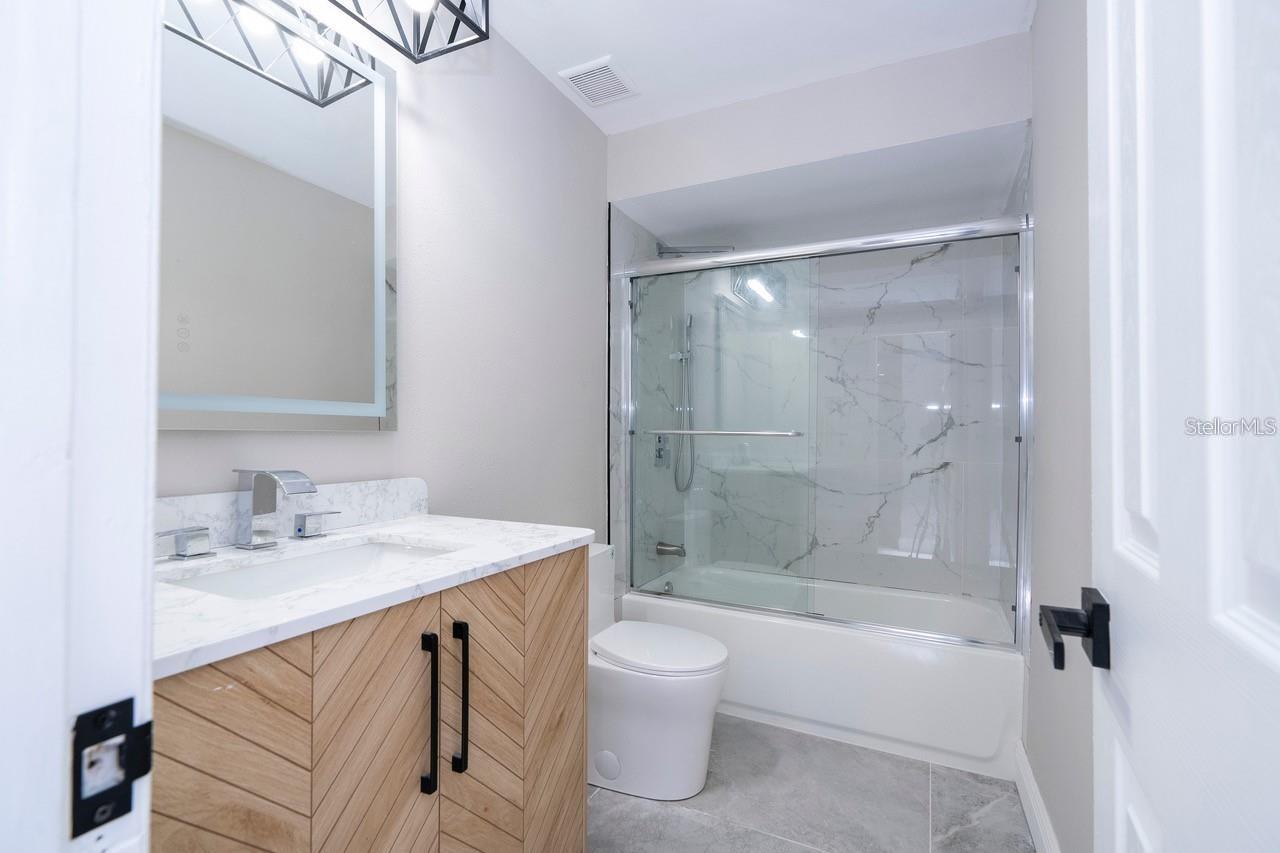 BAHIA SHORES 4TH ADD - Residential