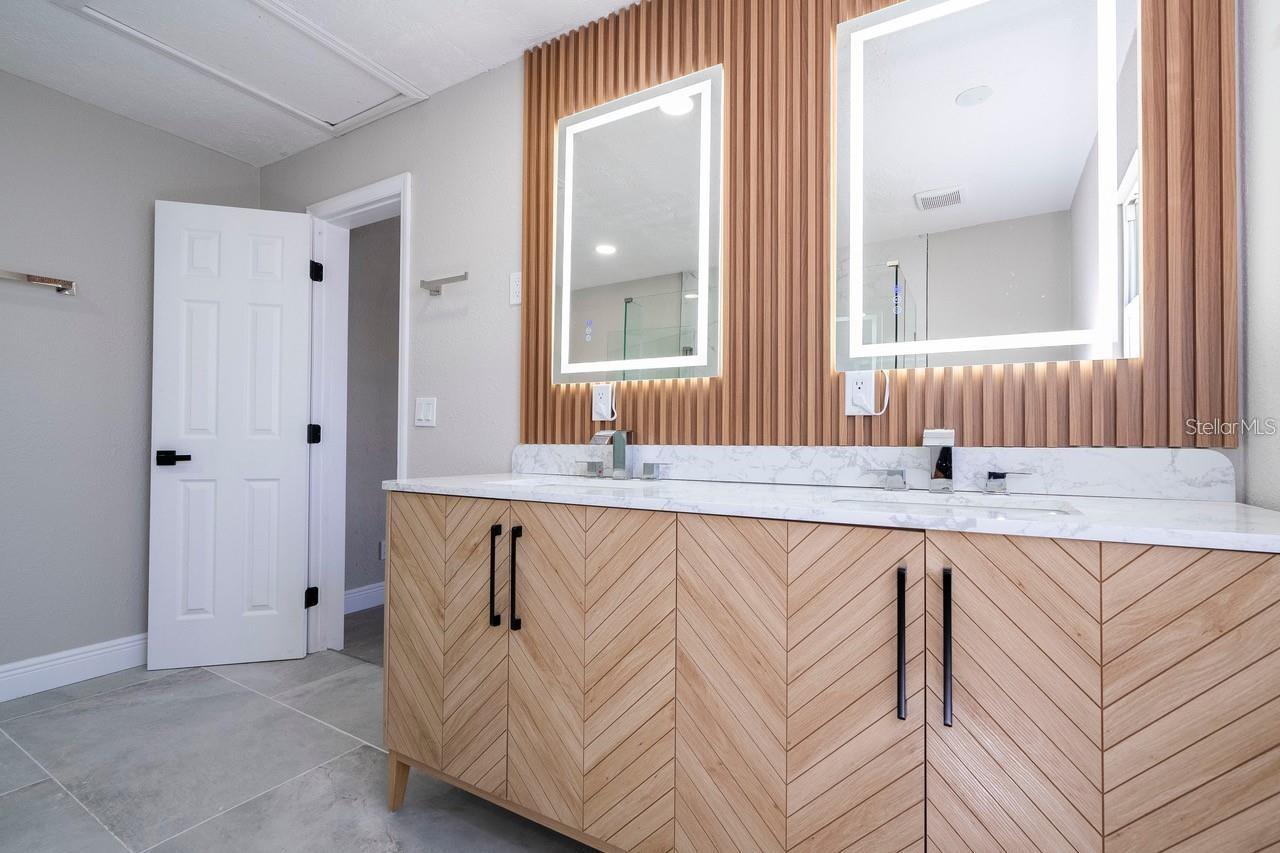 BAHIA SHORES 4TH ADD - Residential