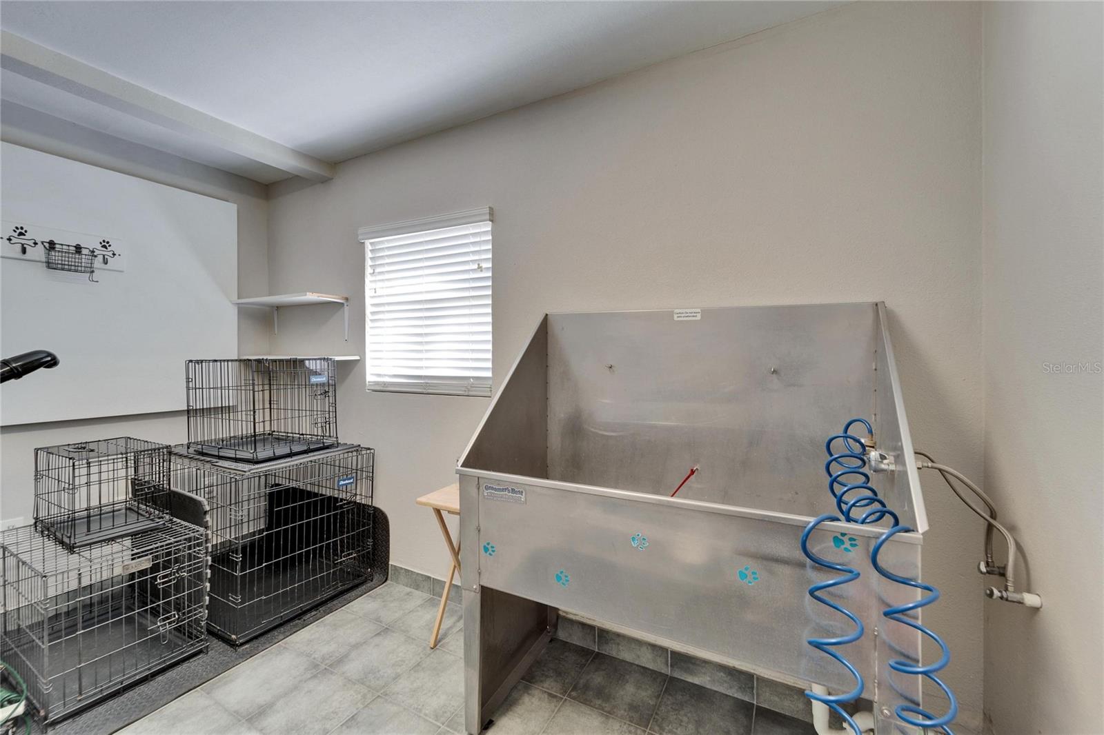 KINGSWAY POULTRY COLONY UNIT N - Residential
