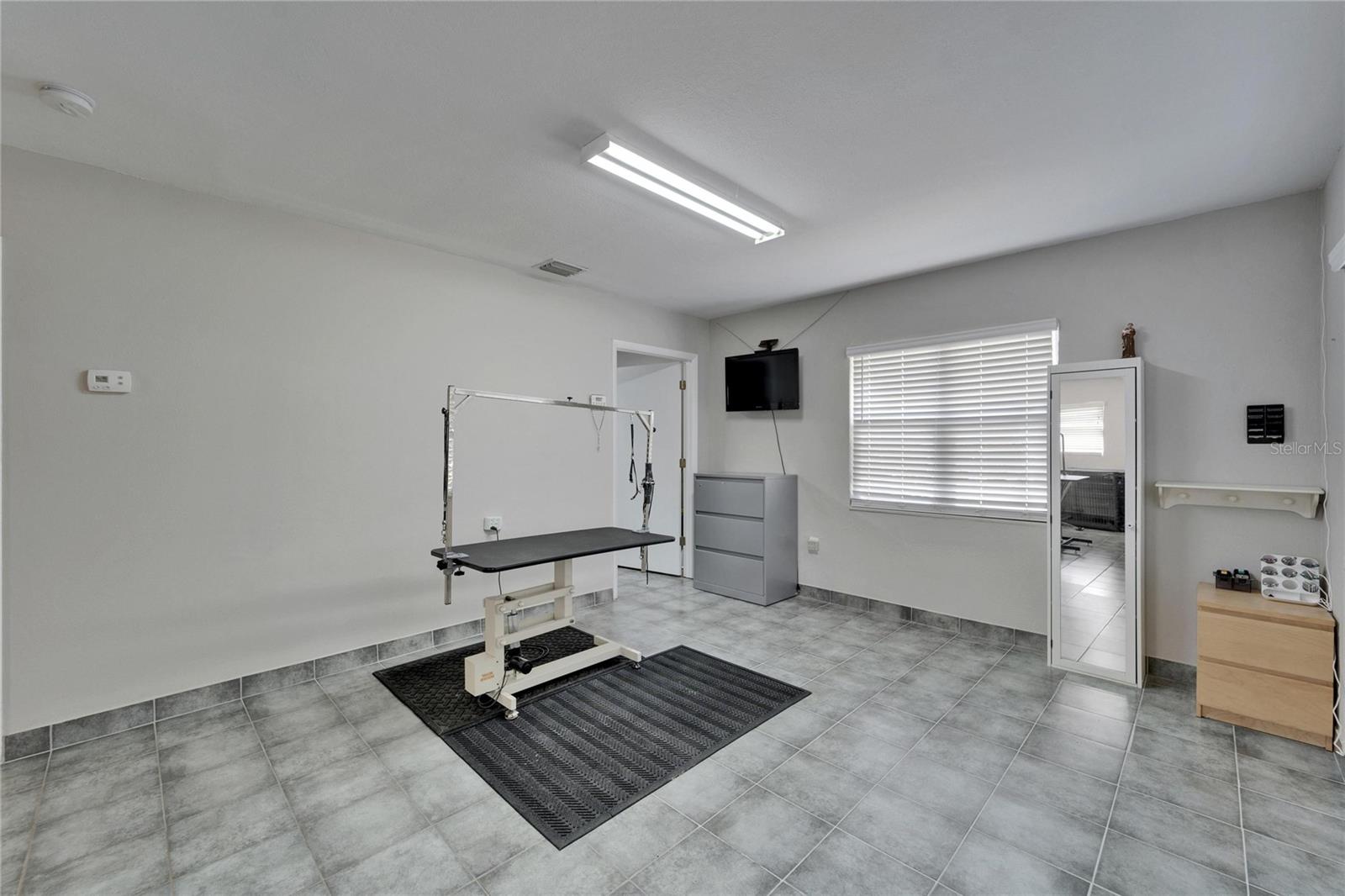 KINGSWAY POULTRY COLONY UNIT N - Residential