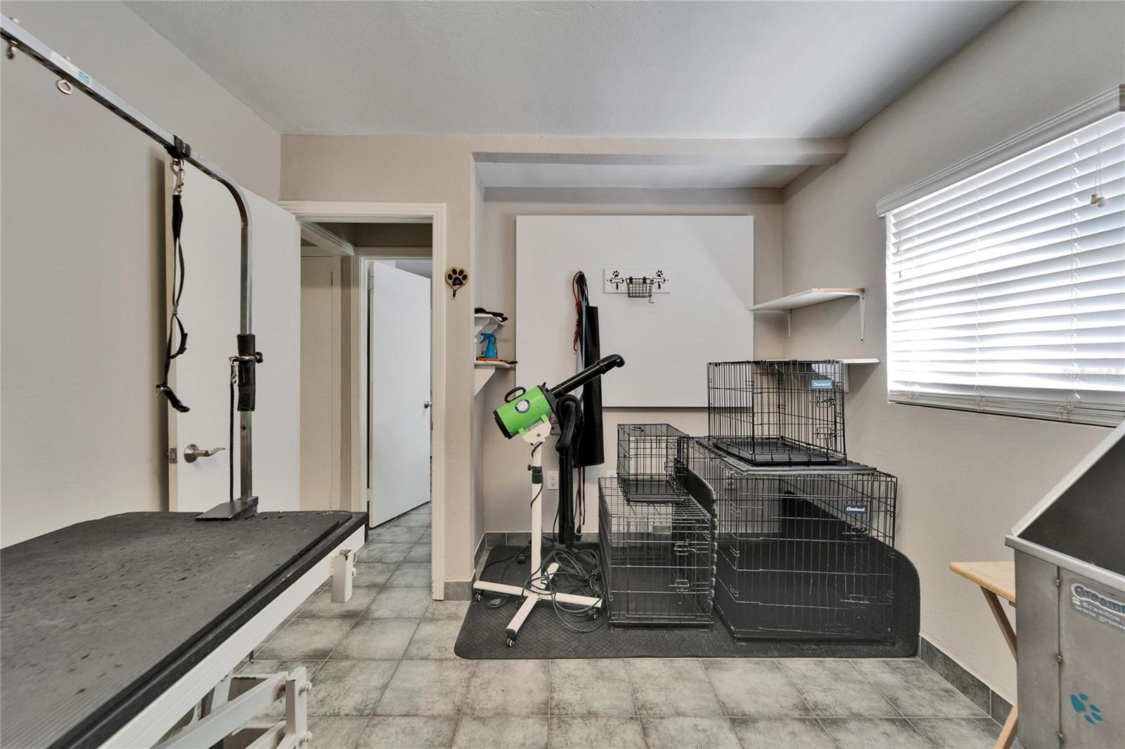 KINGSWAY POULTRY COLONY UNIT N - Residential