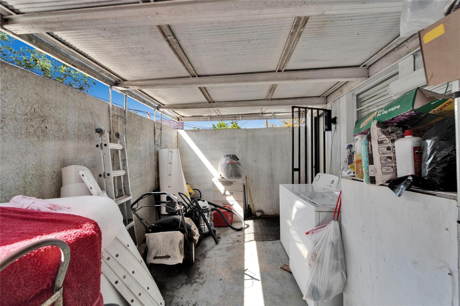KINGSWAY POULTRY COLONY UNIT N - Residential