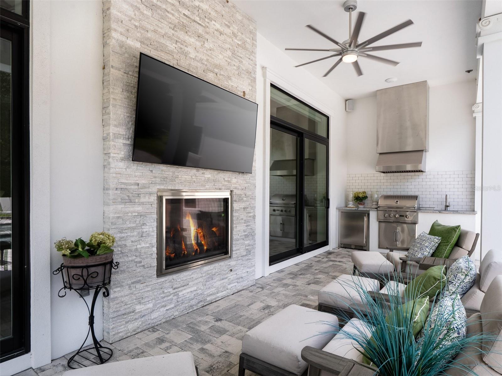GOLDEN OCALA - Residential
