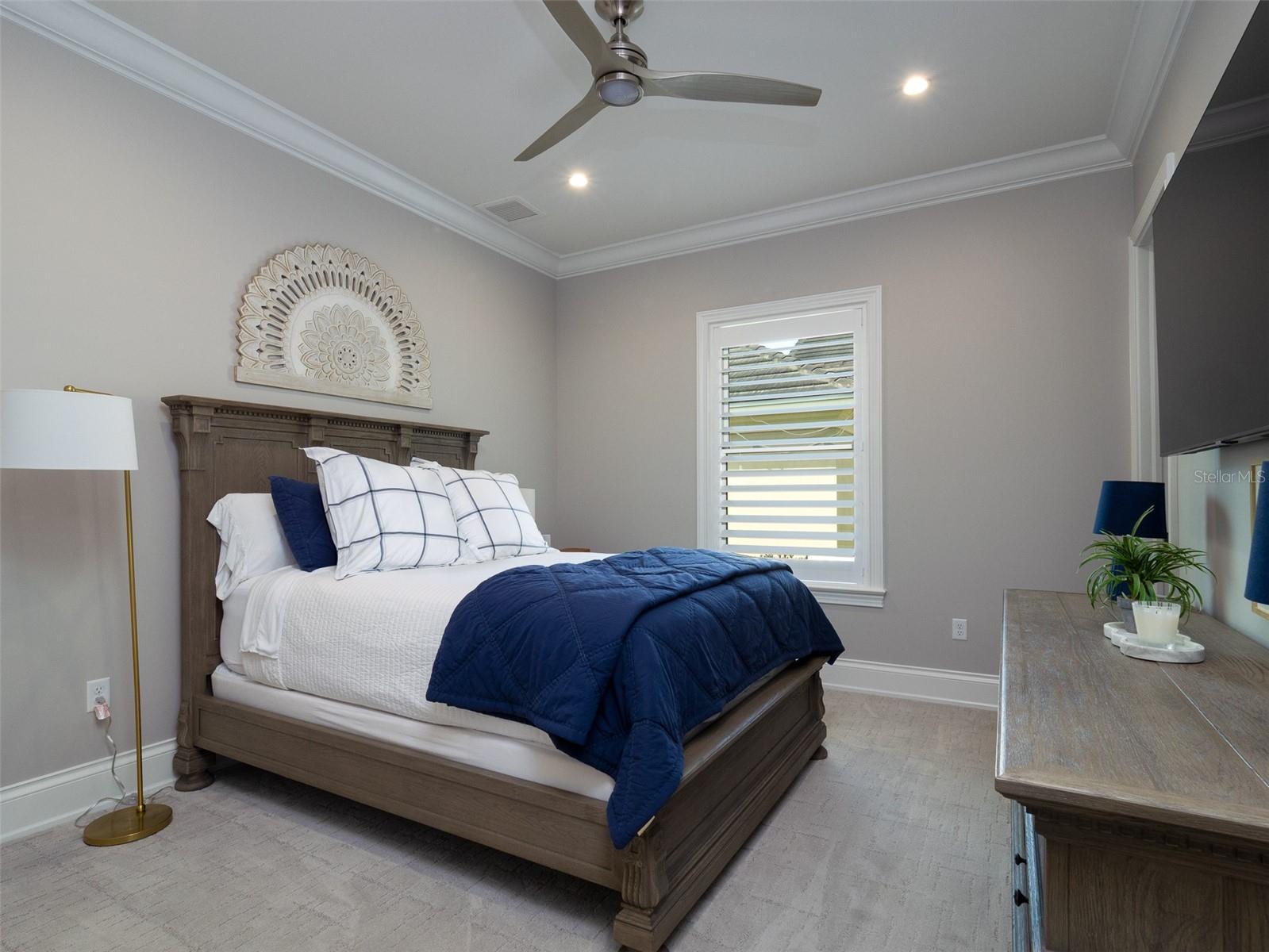 GOLDEN OCALA - Residential