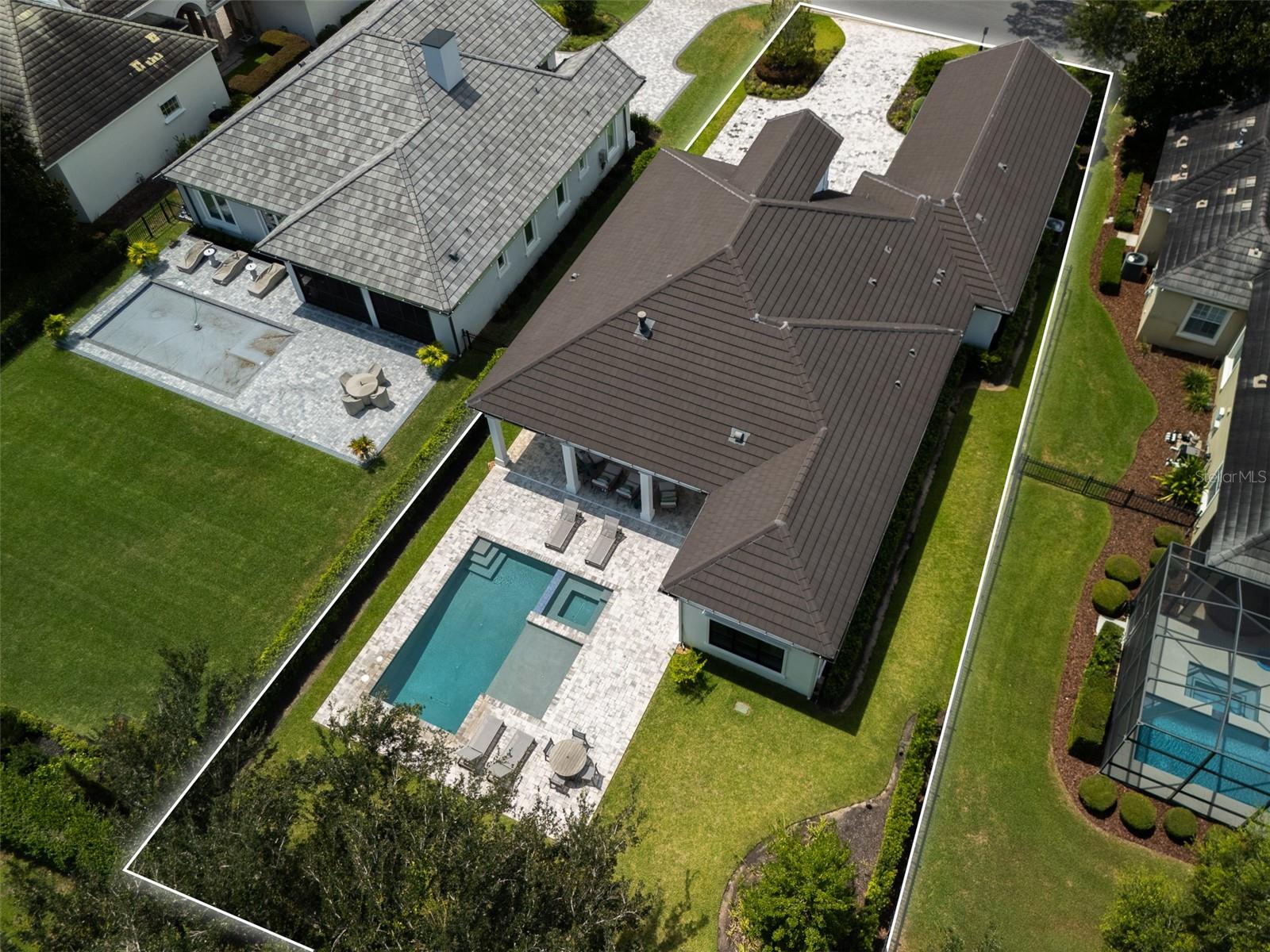 GOLDEN OCALA - Residential