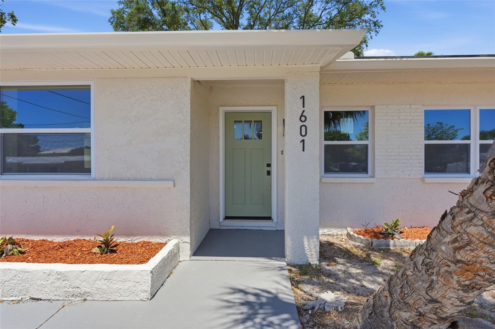 1601 STEVENSONS DRIVE