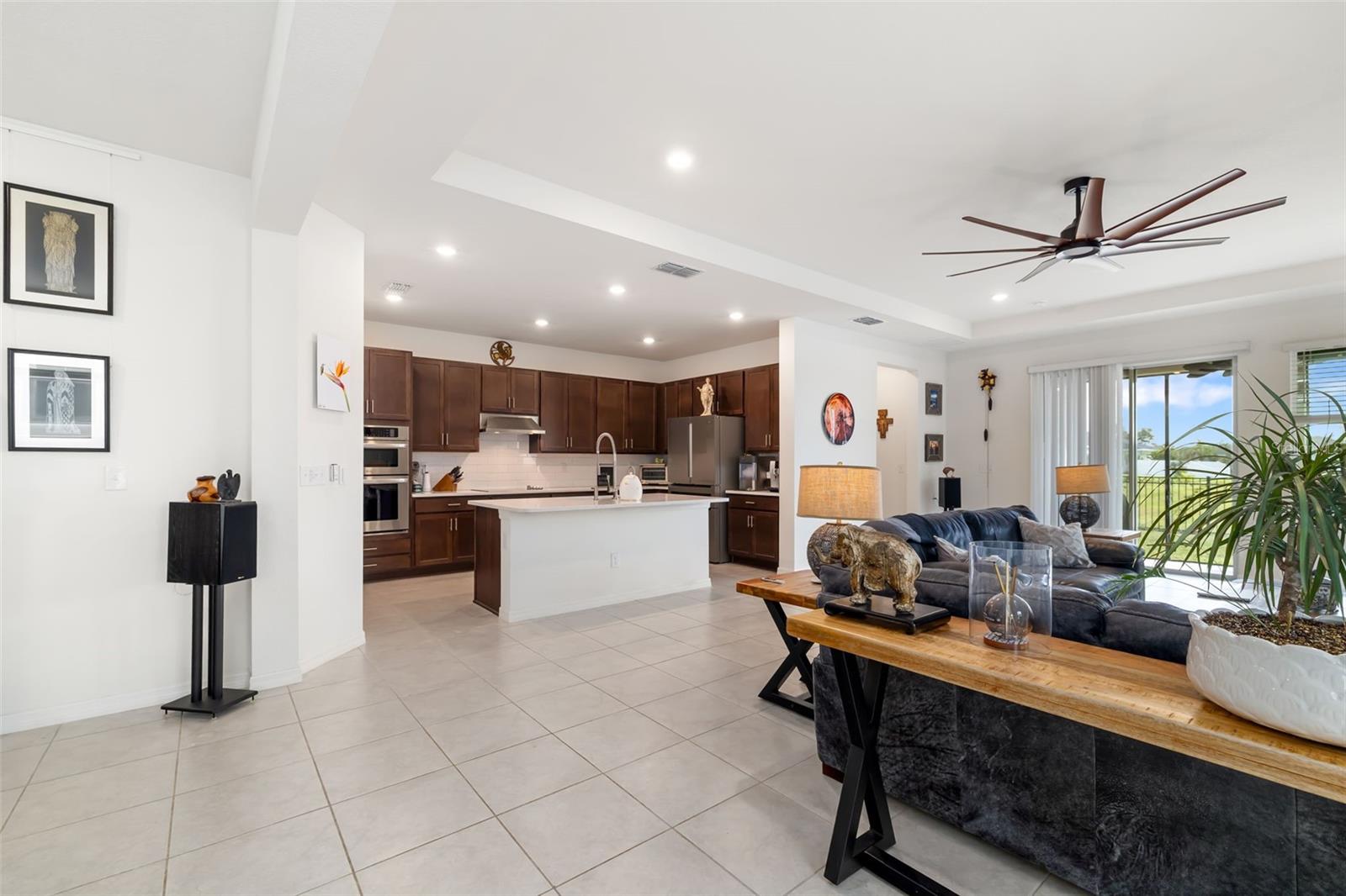 GRADY POINTE - Residential