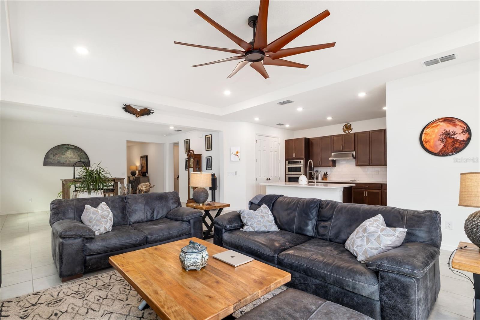 GRADY POINTE - Residential