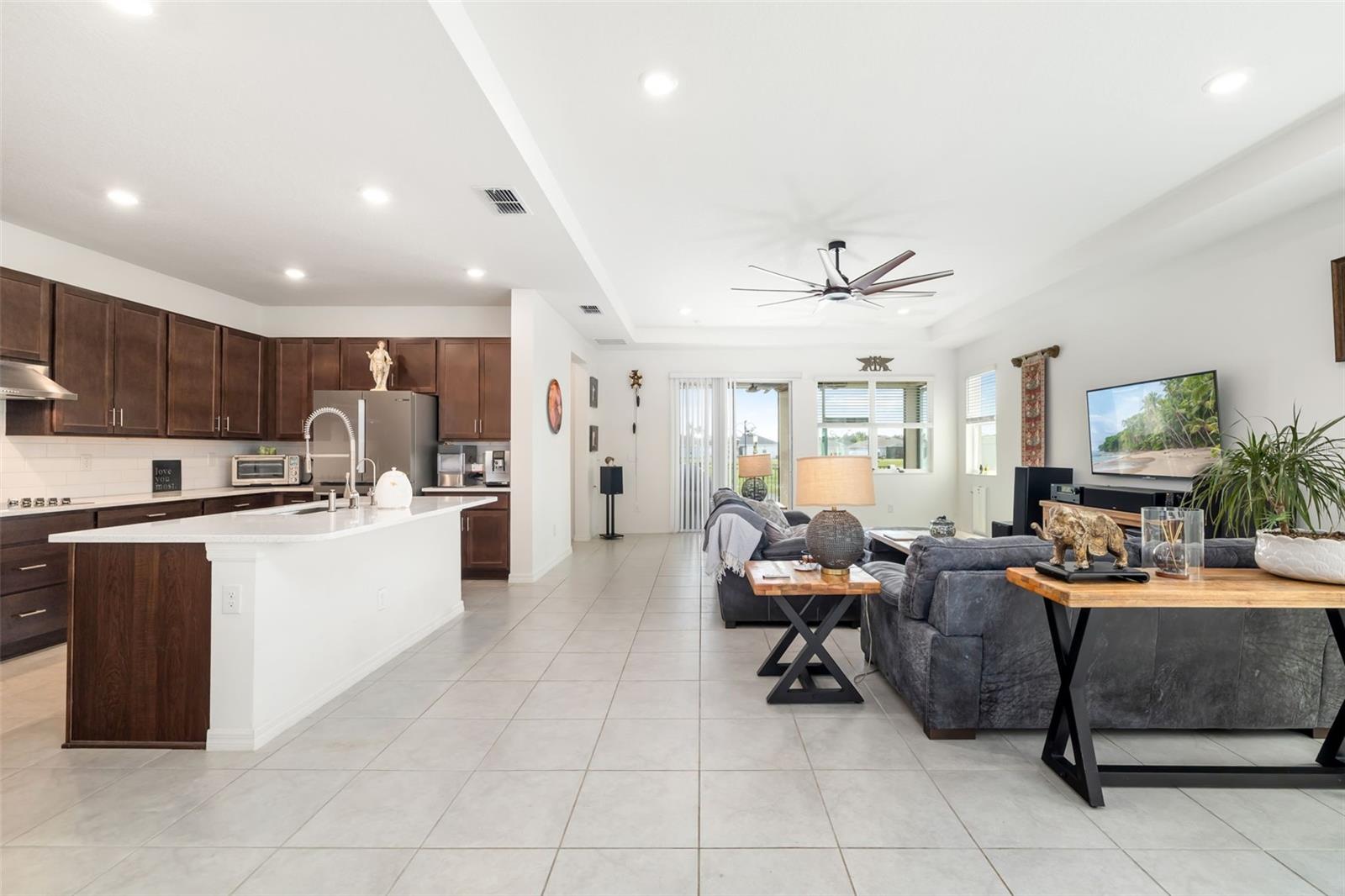 GRADY POINTE - Residential