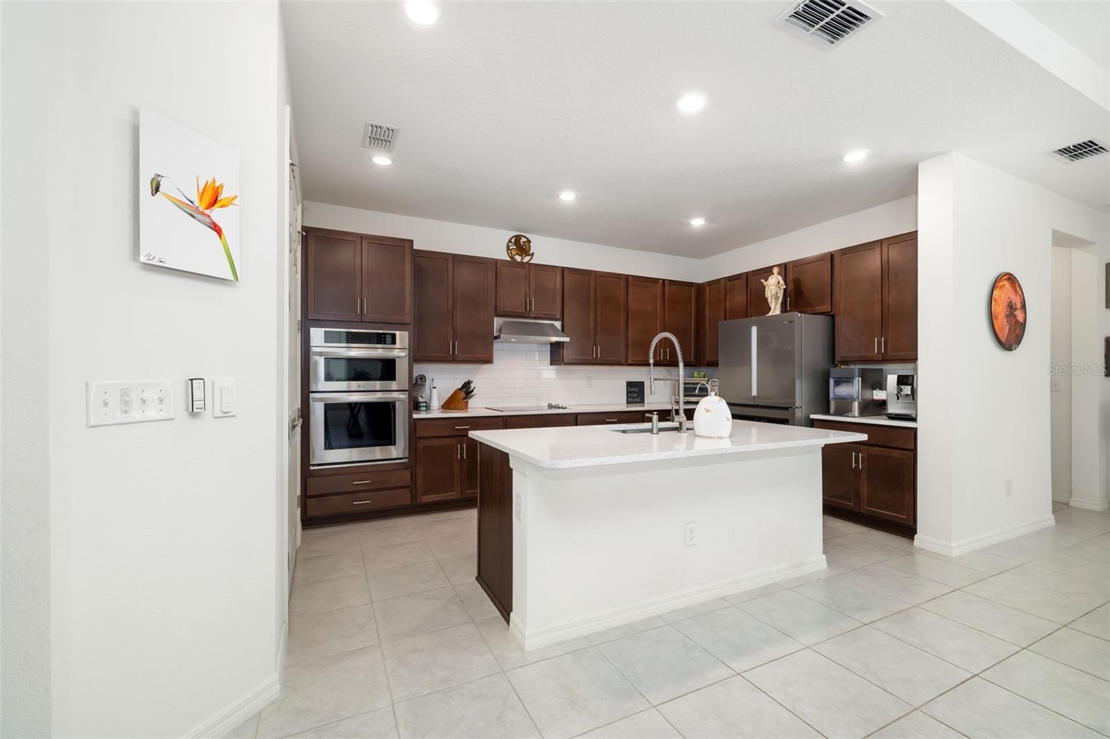 GRADY POINTE - Residential