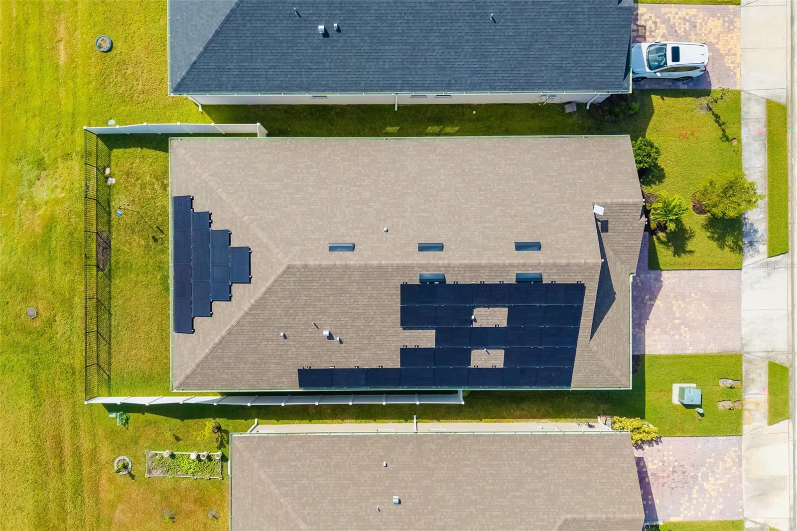 GRADY POINTE - Residential