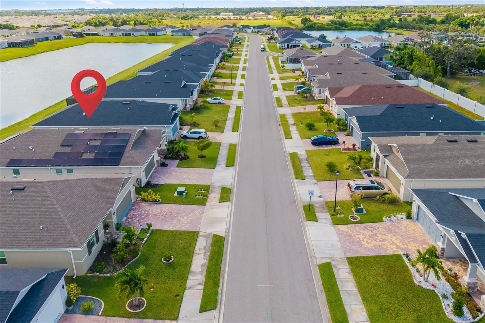 GRADY POINTE - Residential