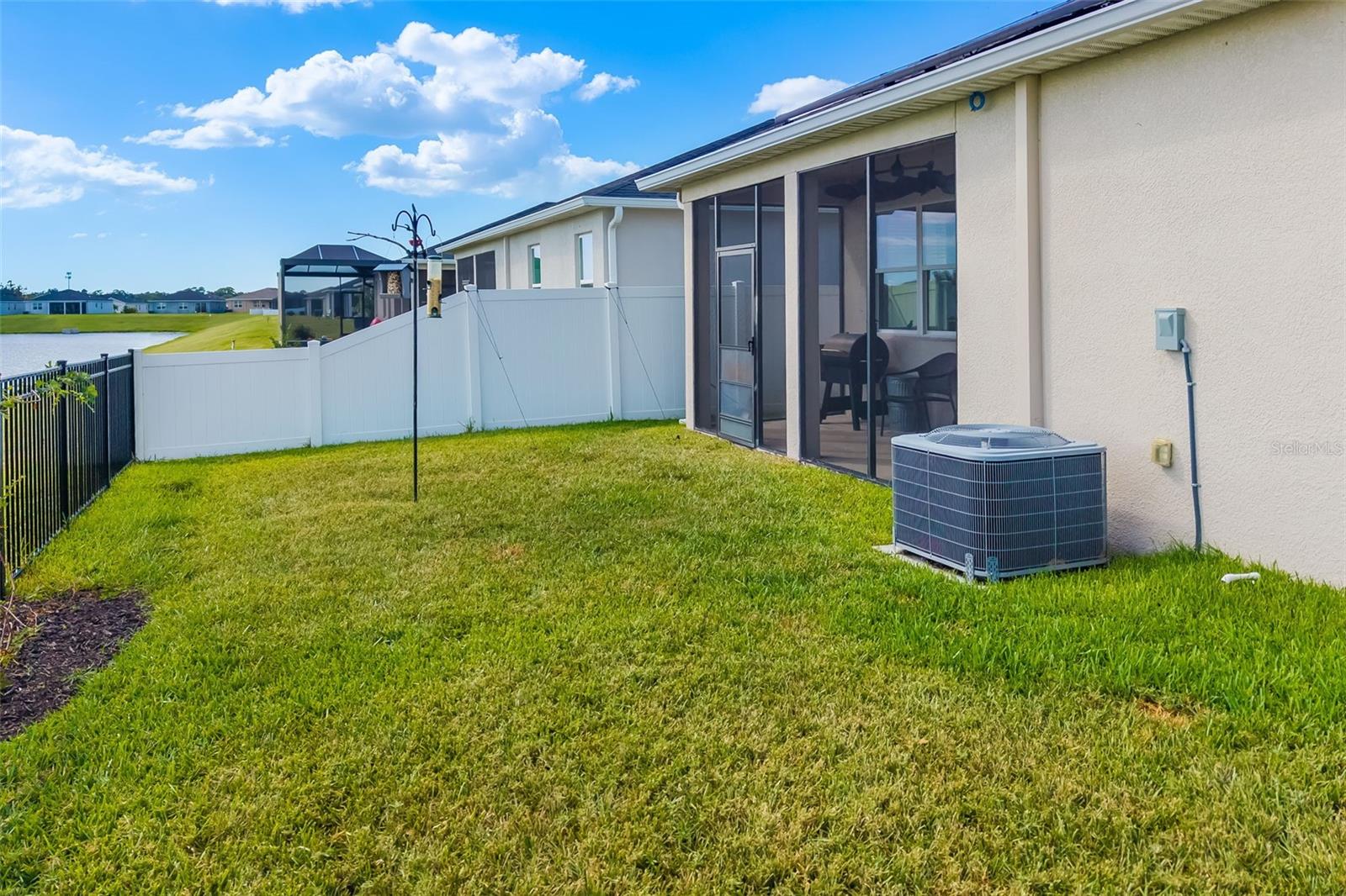 GRADY POINTE - Residential