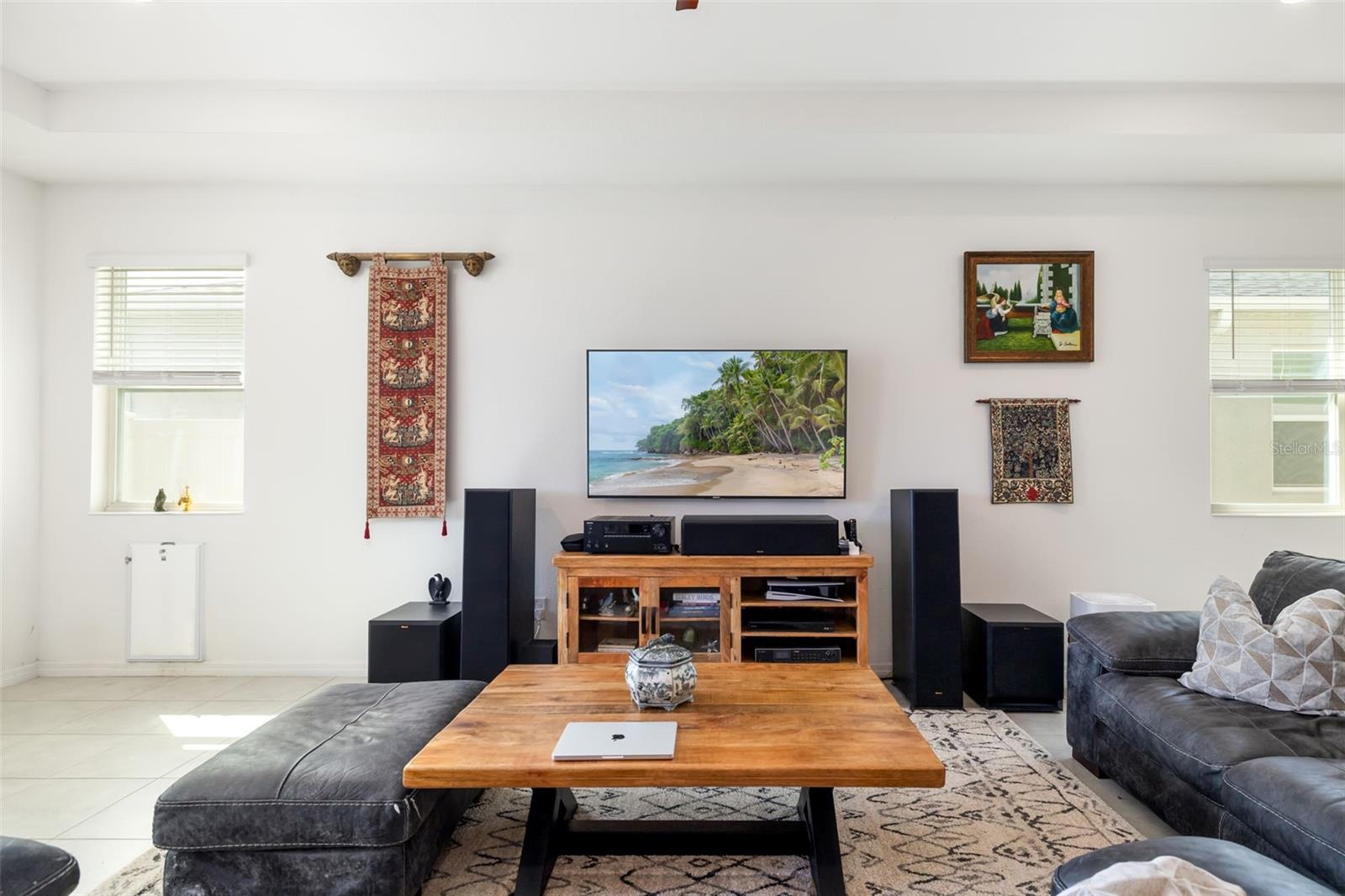 GRADY POINTE - Residential
