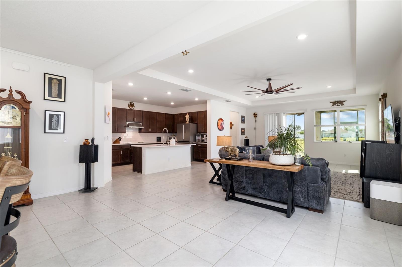GRADY POINTE - Residential