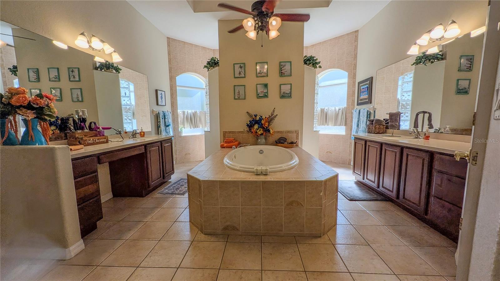 FLA SUNSHINE FARMETTES UN1 - Residential