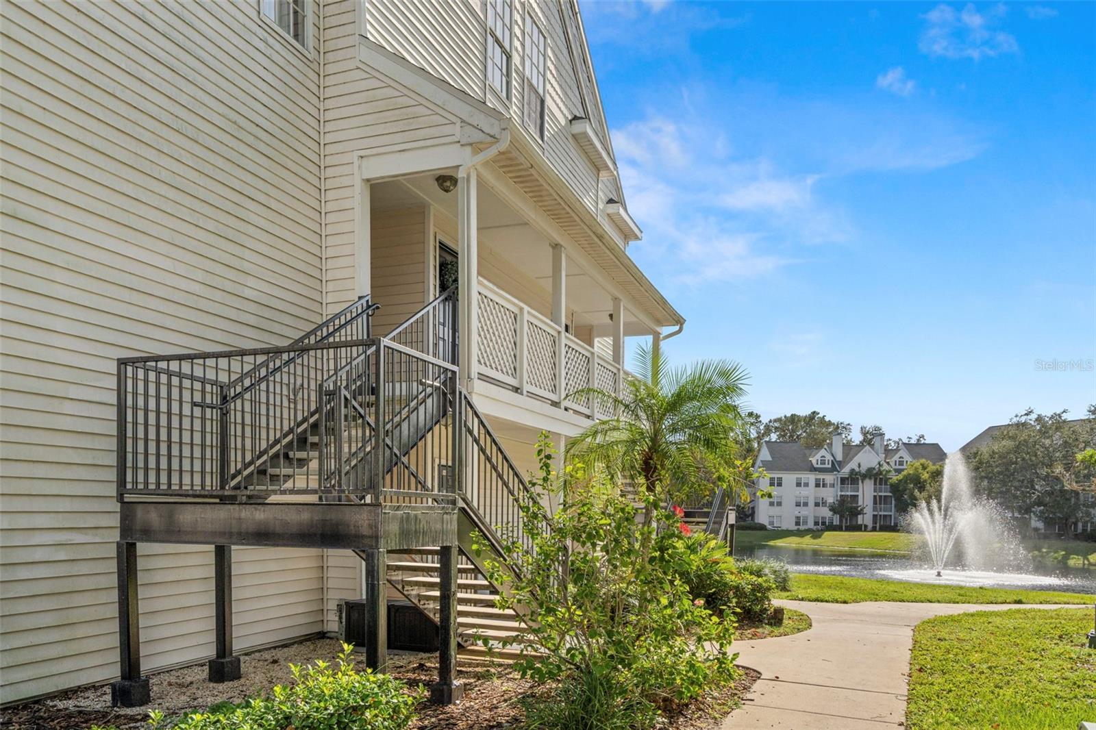 BENTLEY AT COBBS LANDING CONDO THE - Residential Lease