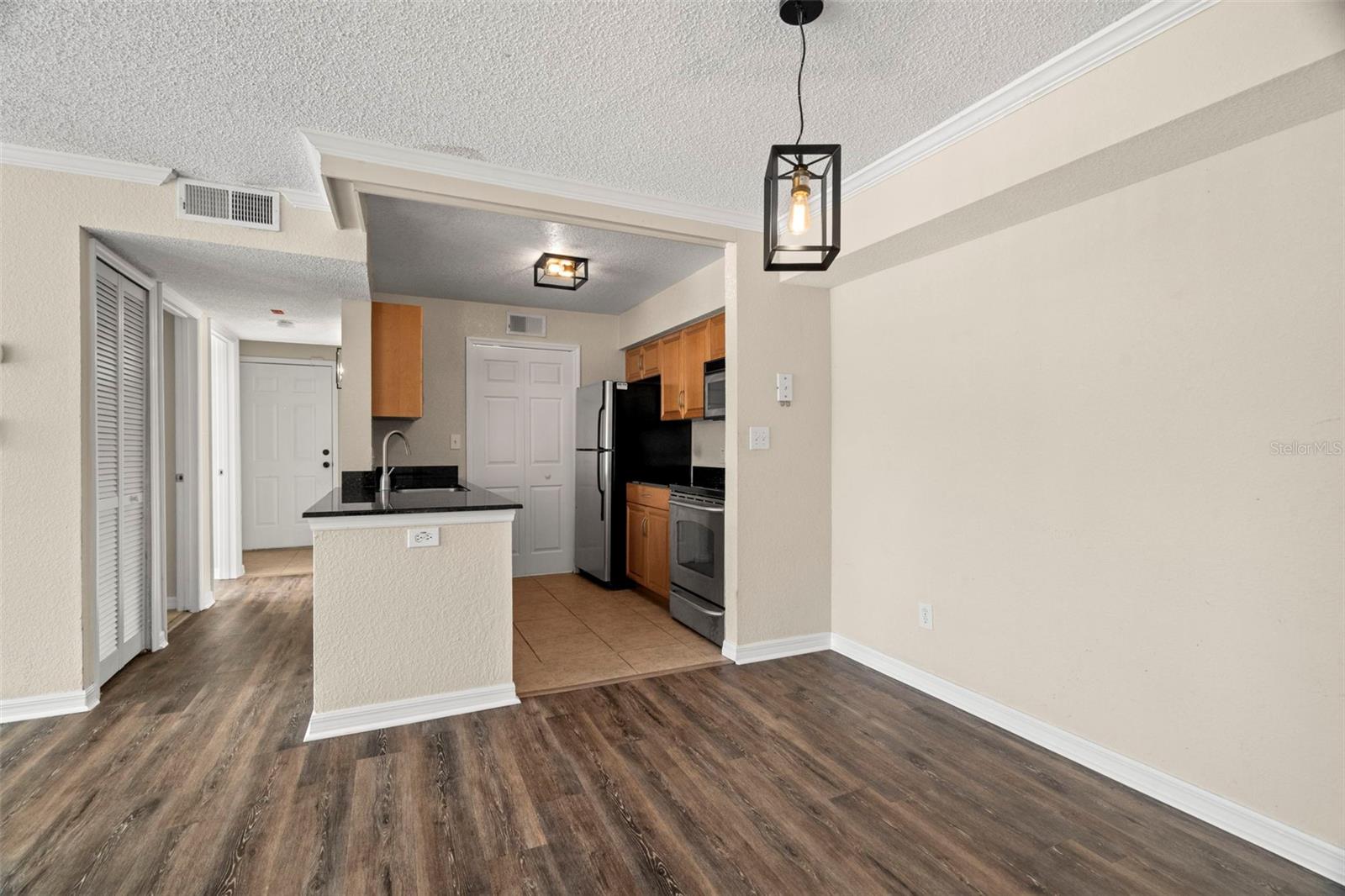 BENTLEY AT COBBS LANDING CONDO THE - Residential Lease