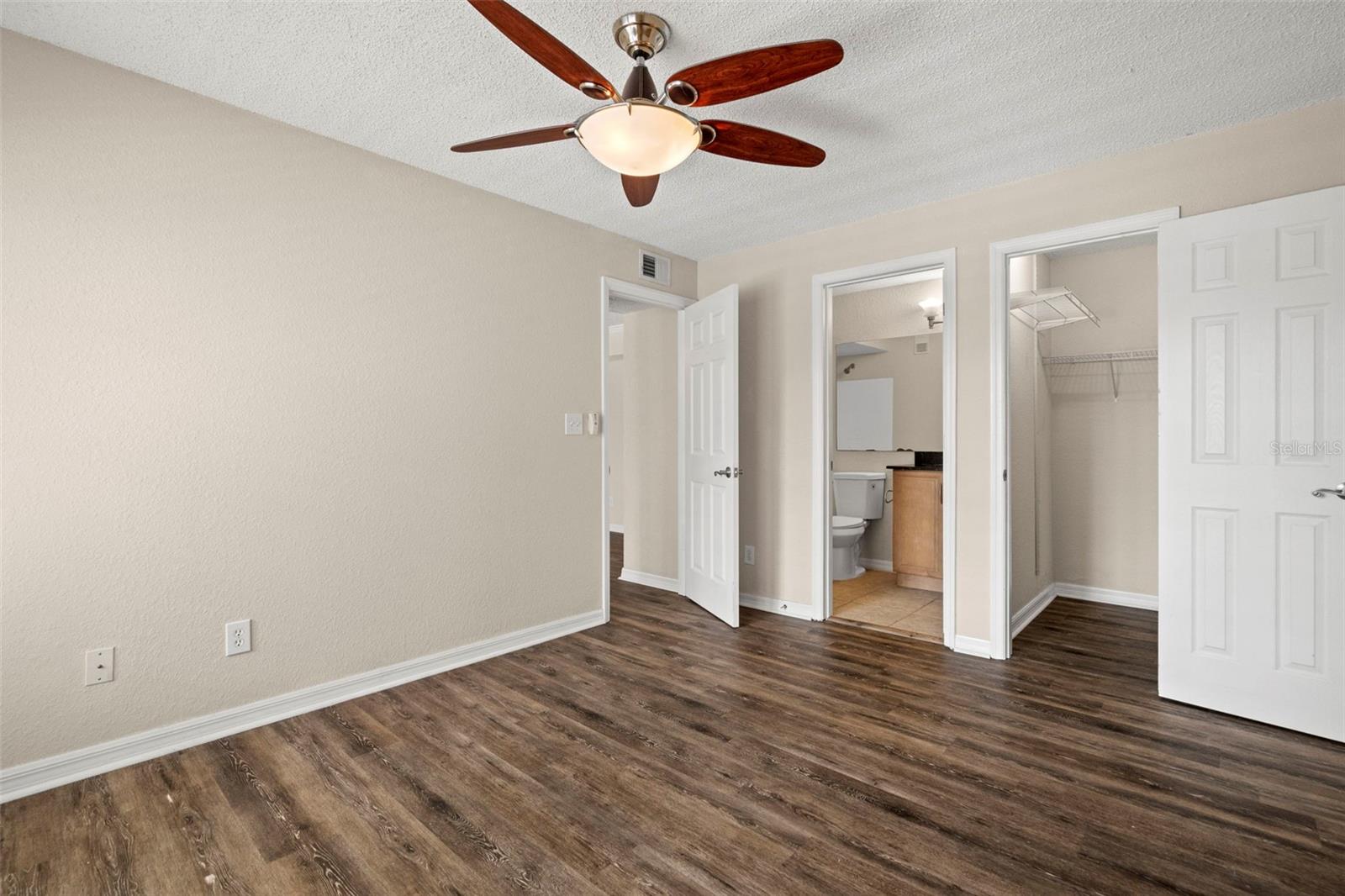 BENTLEY AT COBBS LANDING CONDO THE - Residential Lease