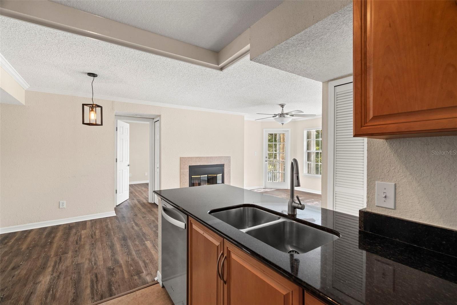 BENTLEY AT COBBS LANDING CONDO THE - Residential Lease