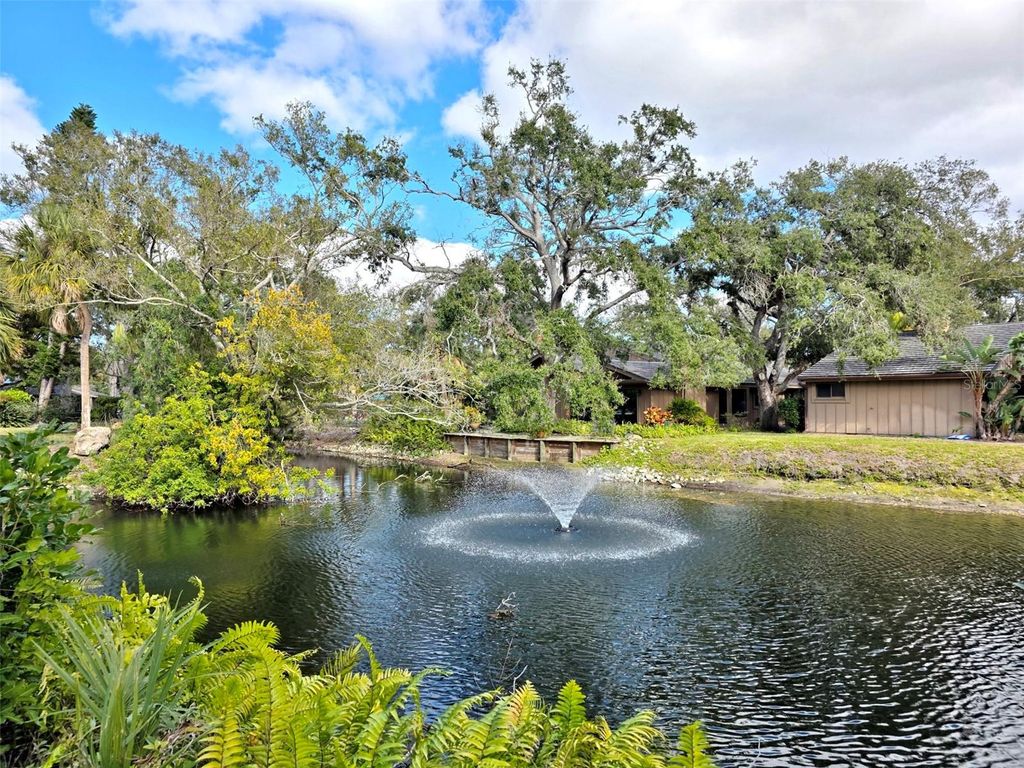 Photo of 1407 Willow Oak Circle, Bradenton, FL 34209 (MLS # A4681137)