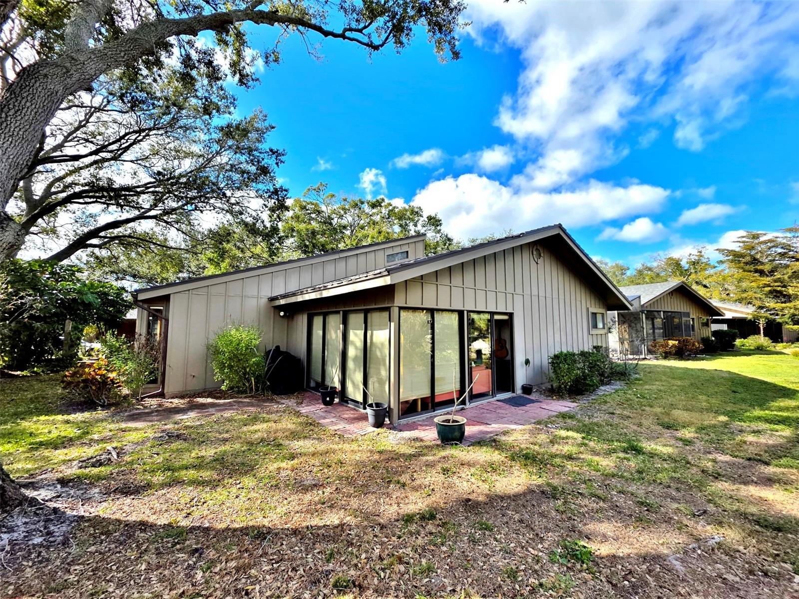 THE OAKS PH 4 - Residential