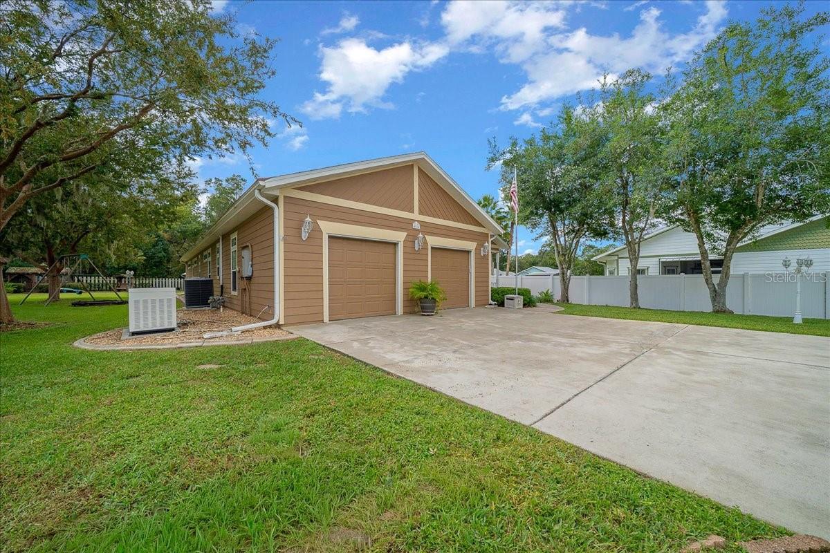 4014 NE 23RD PLACE