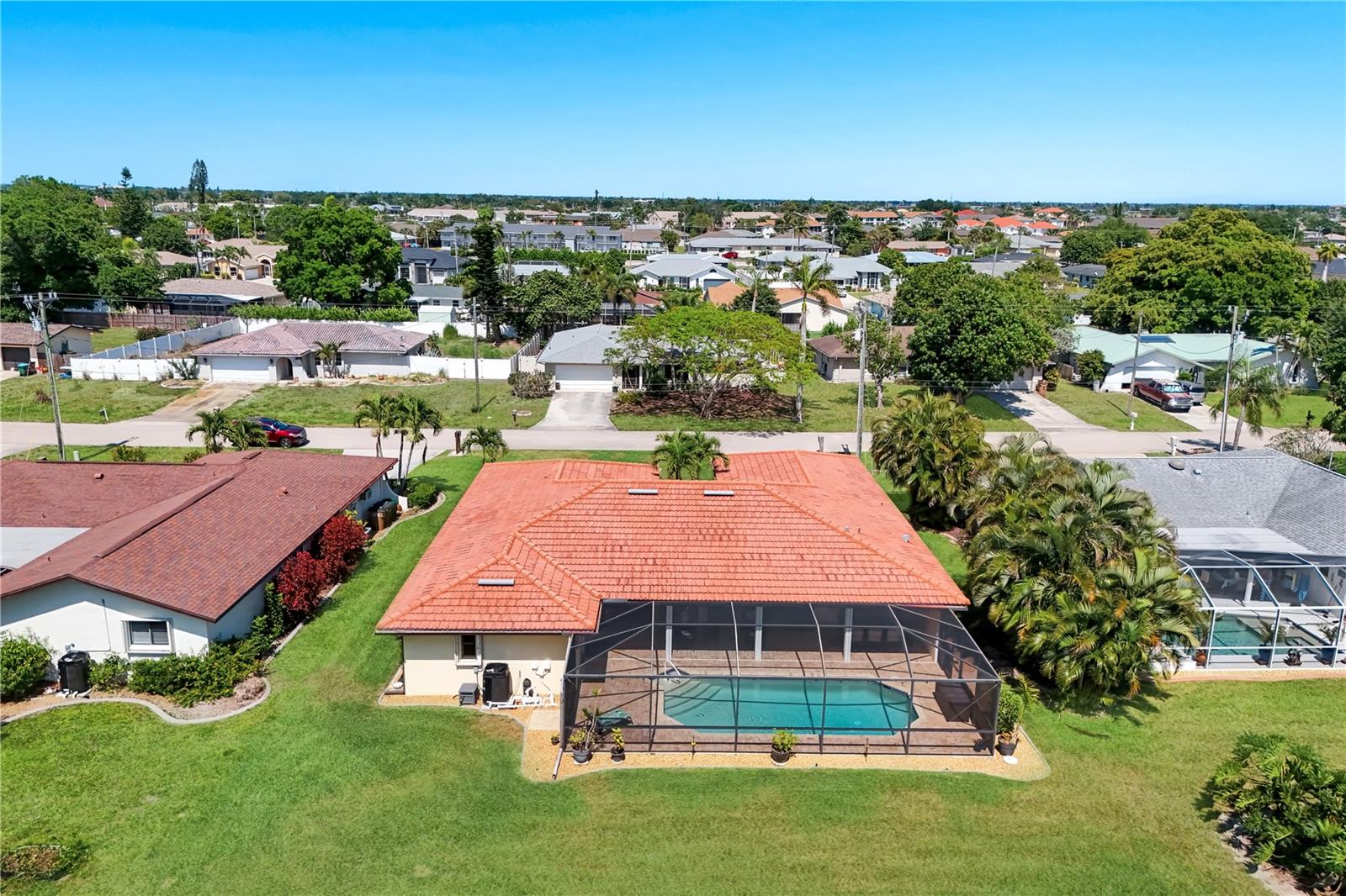 CAPE CORAL - Residential