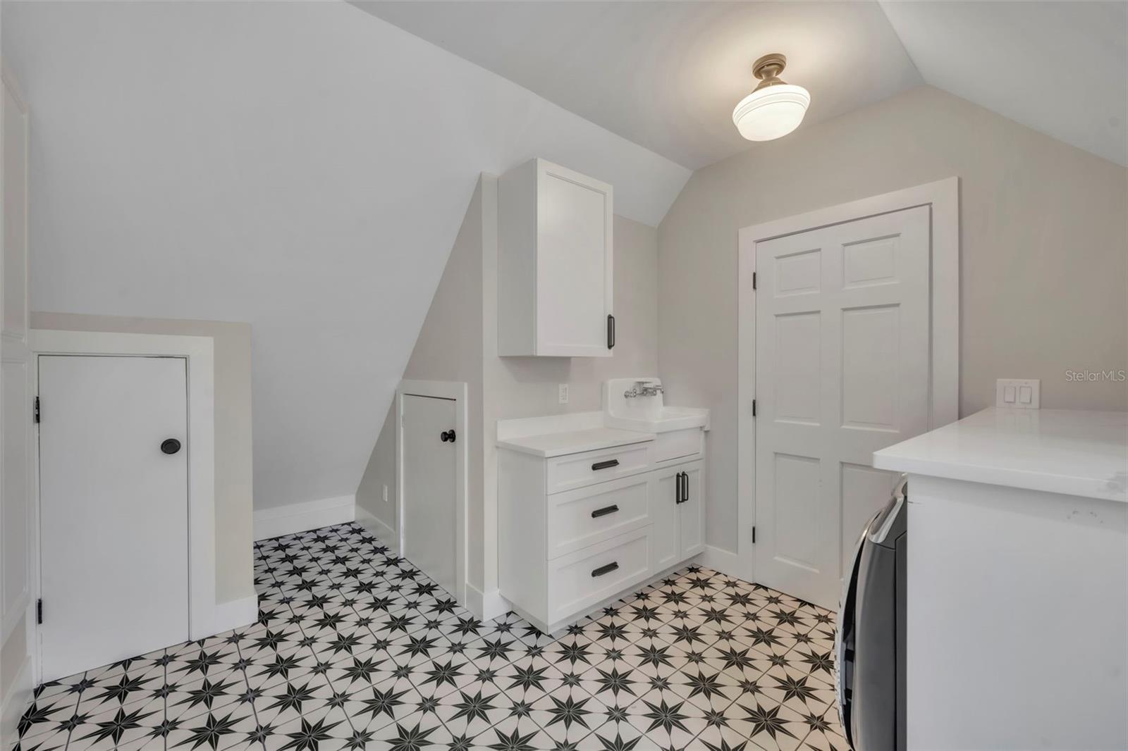 CINNAMON SHORES - Residential