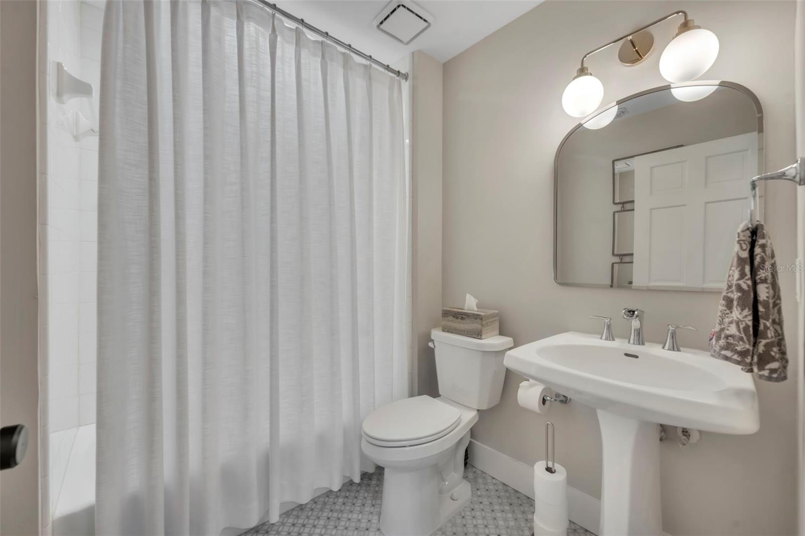 CINNAMON SHORES - Residential