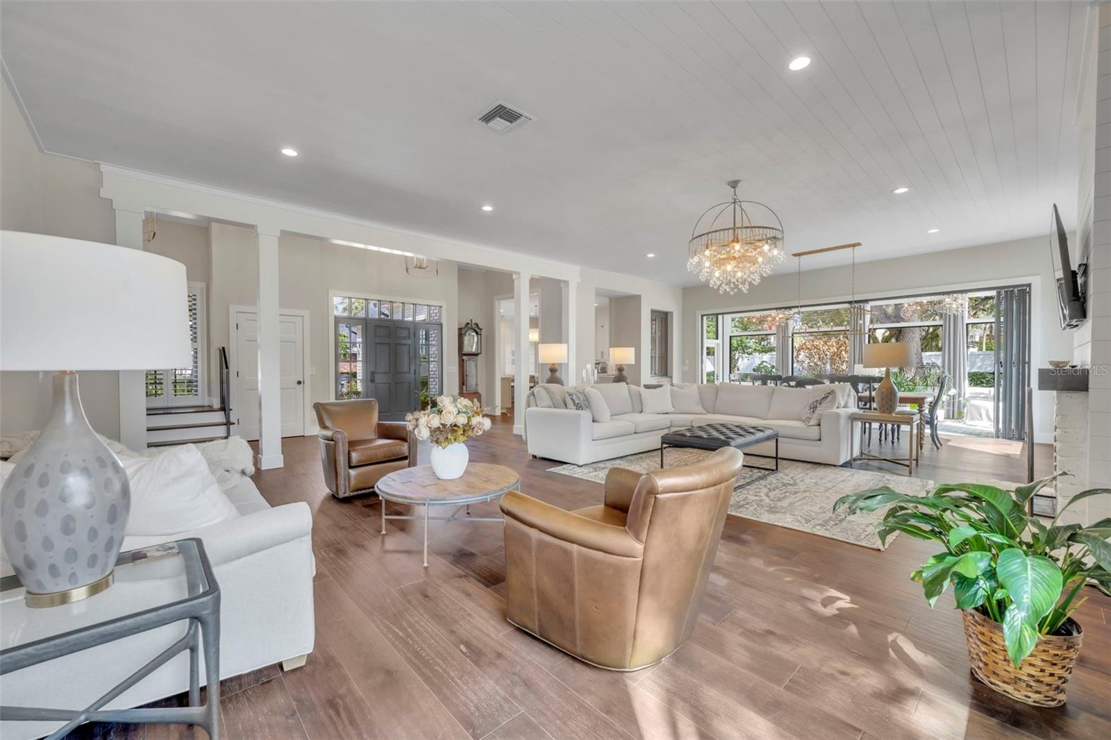 CINNAMON SHORES - Residential