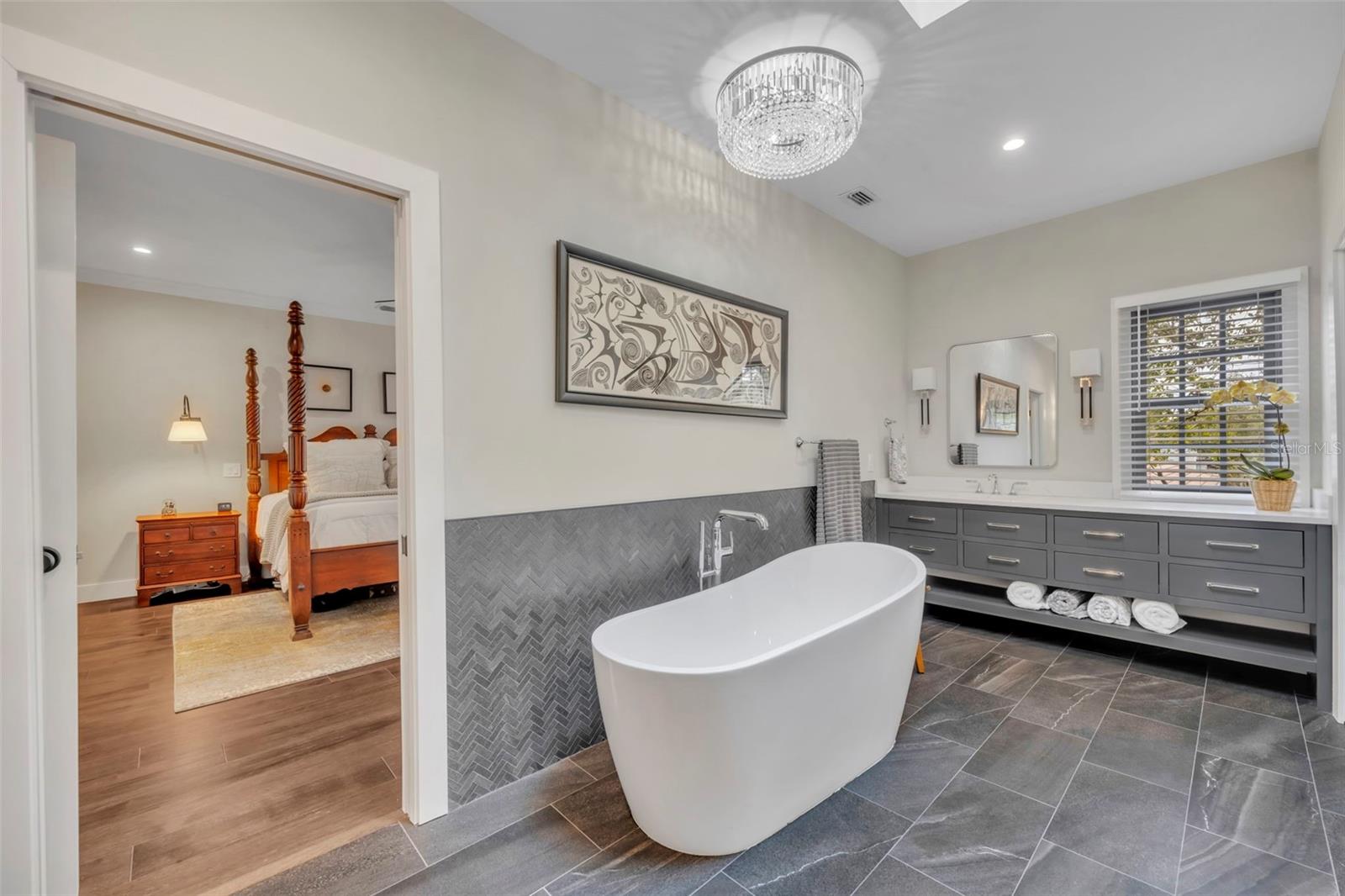 CINNAMON SHORES - Residential