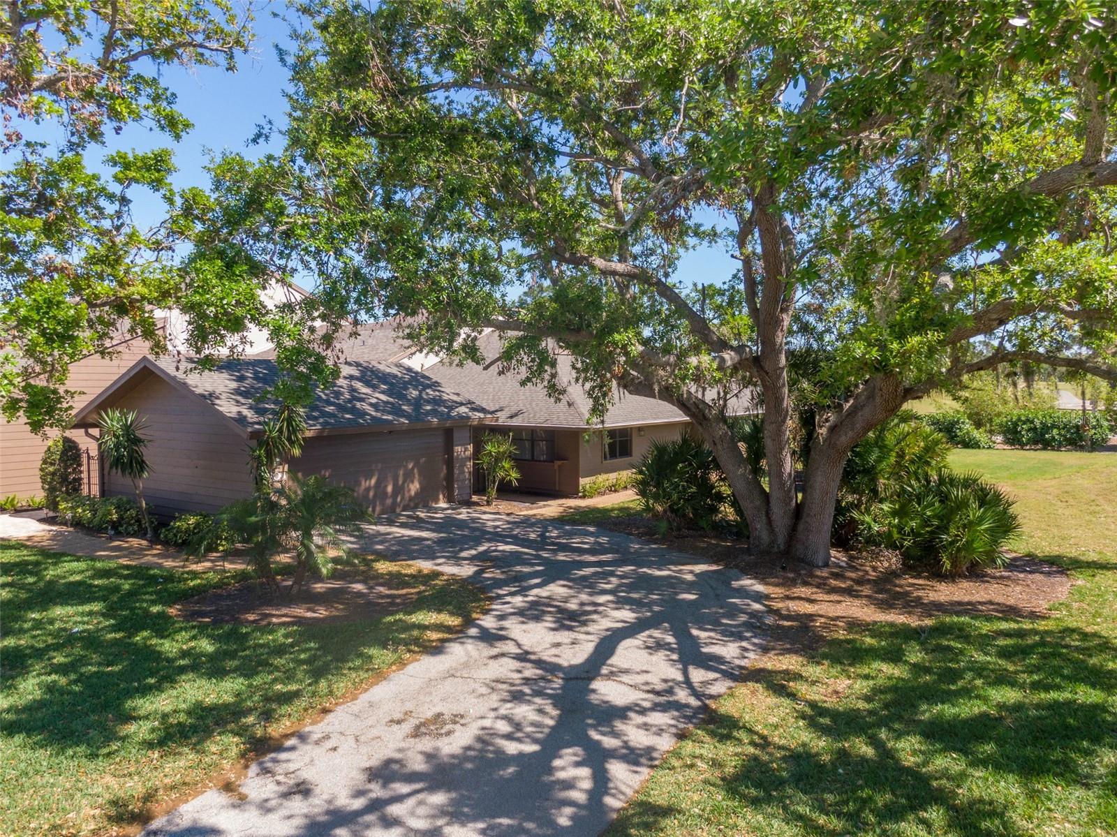 5604 DORAL DRIVE